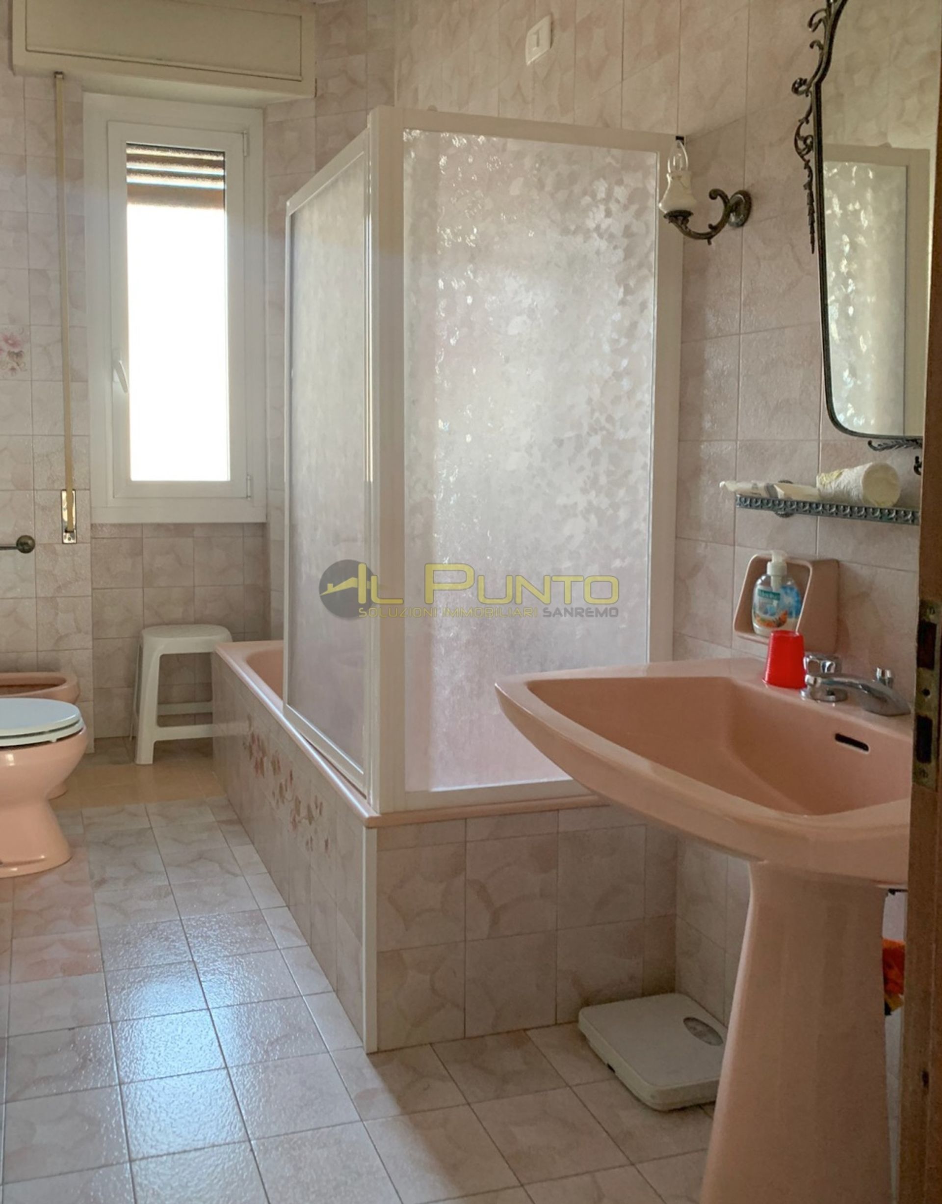 Condominium in , Liguria 10697038