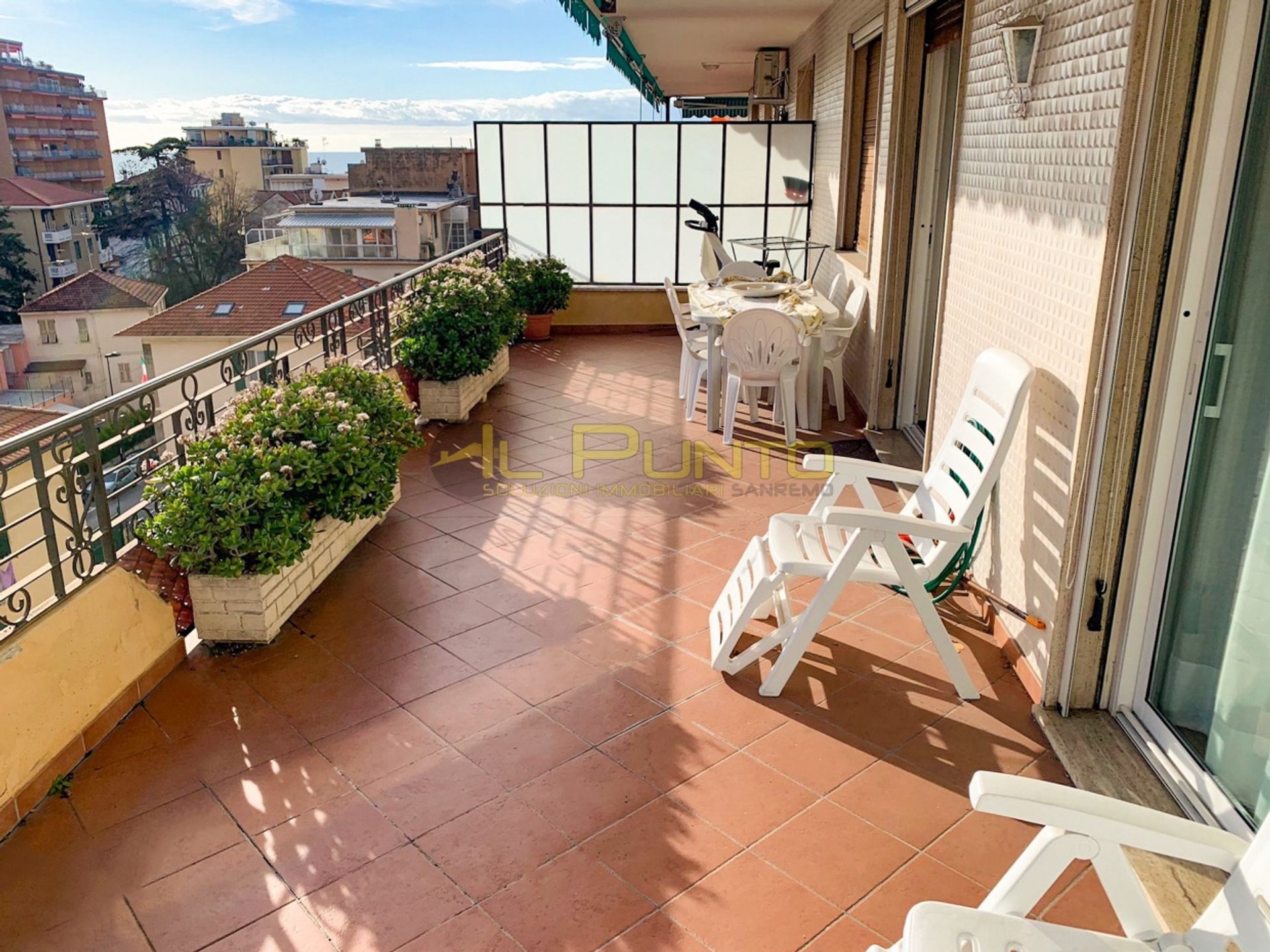 Condominium in , Liguria 10697038