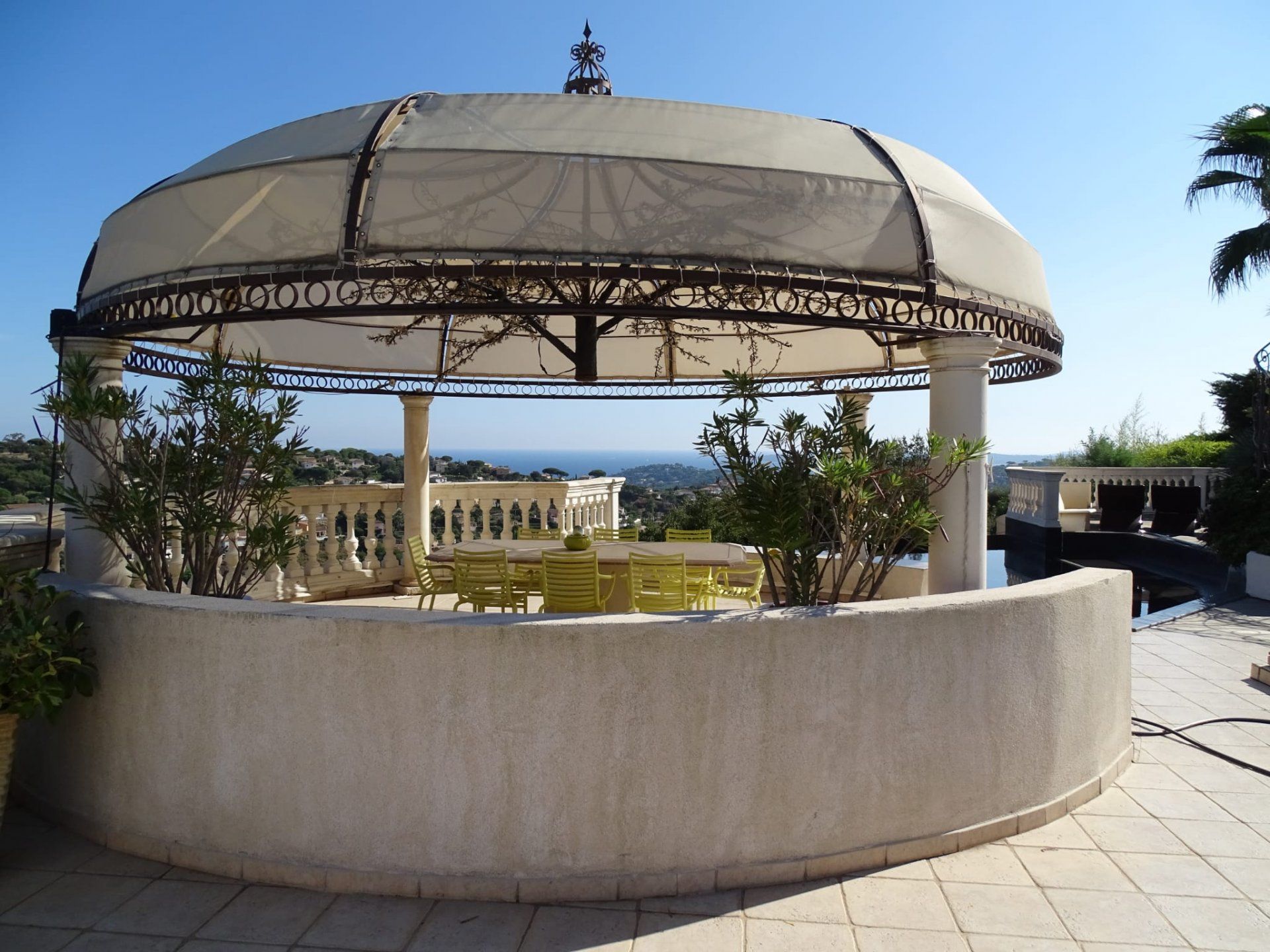 σπίτι σε Sainte-Maxime, Provence-Alpes-Côte d'Azur 10697106