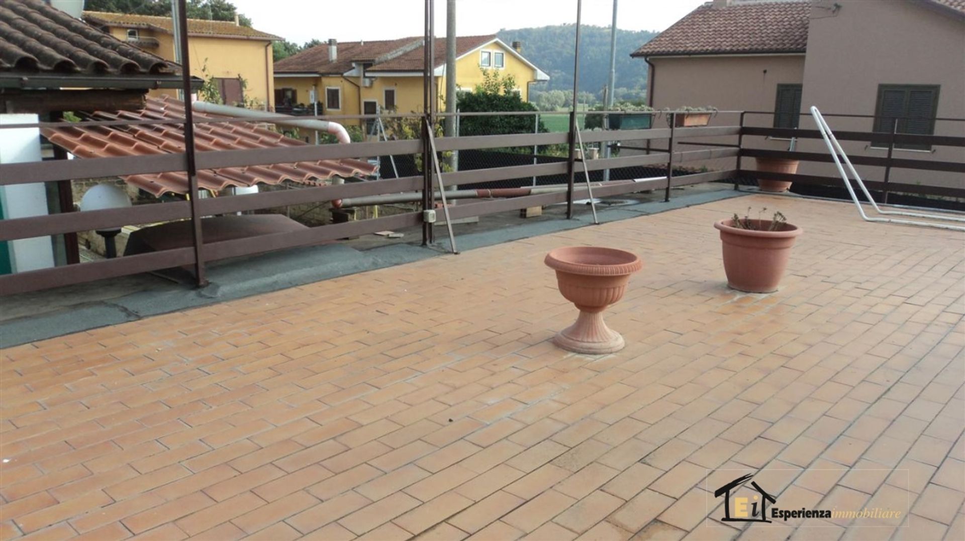 rumah dalam Gavignano, Lazio 10697330