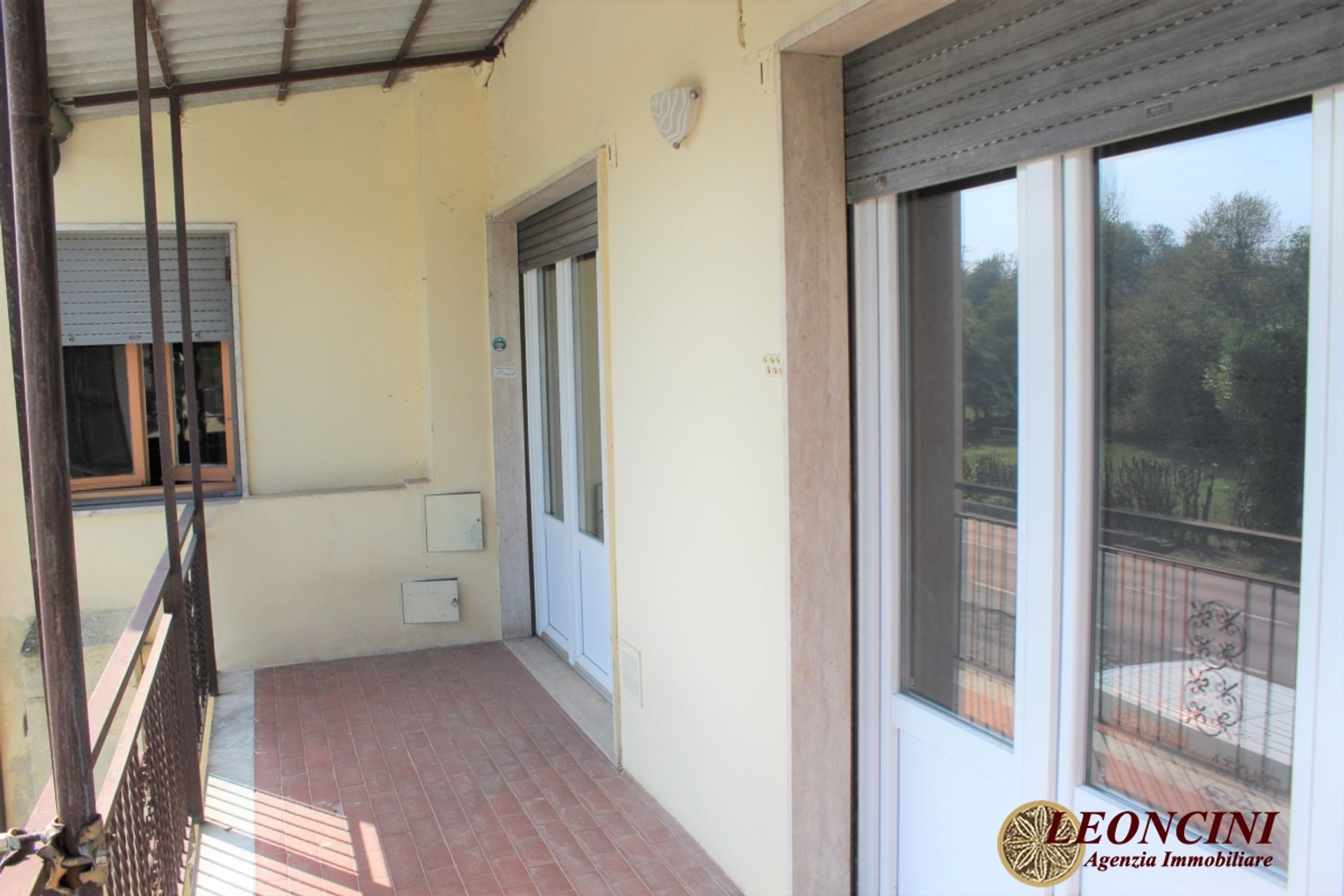 Condominium in Villafranca in Lunigiana, Tuscany 10697361