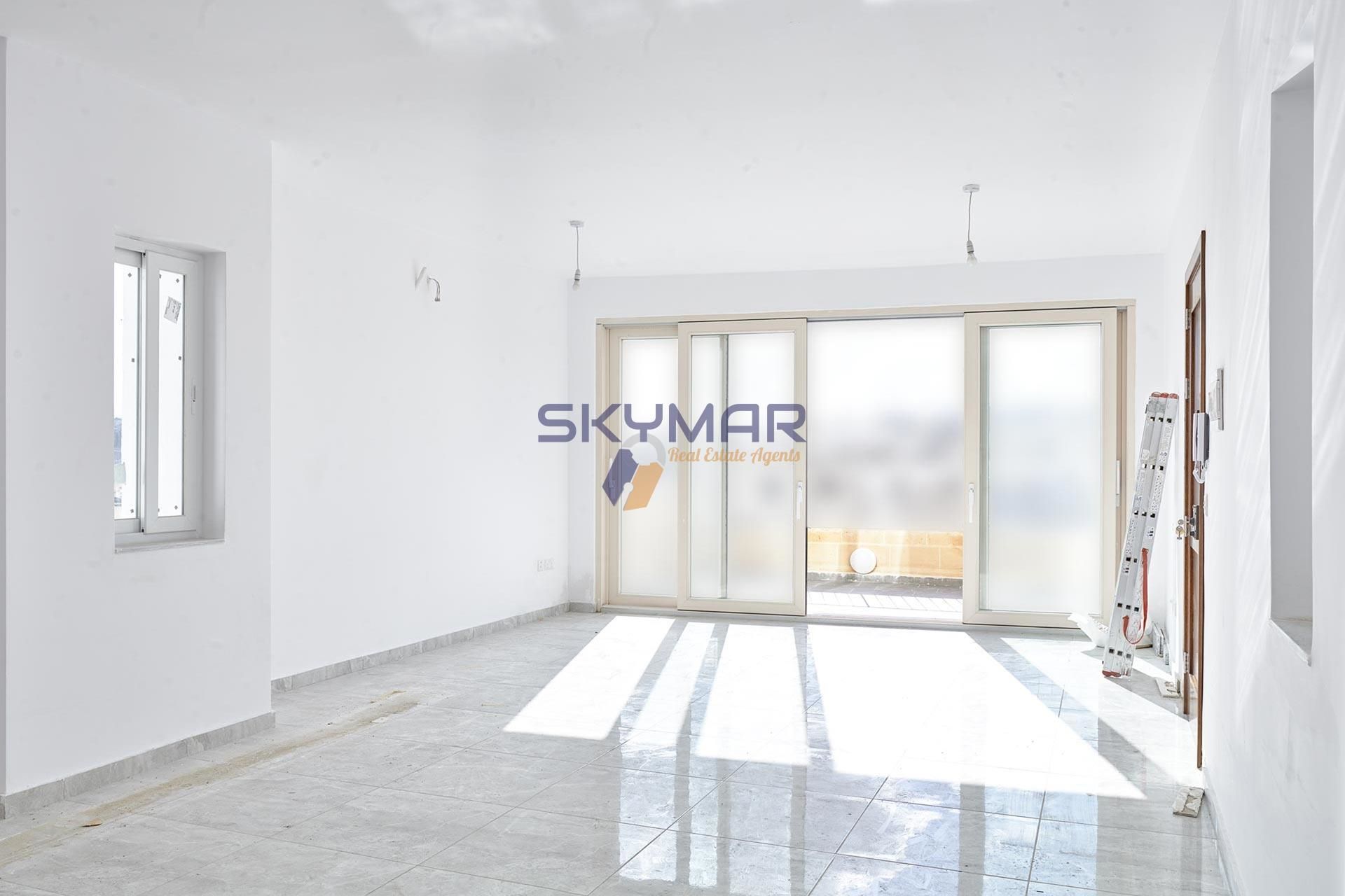 Condominio nel Qormi,  10697621