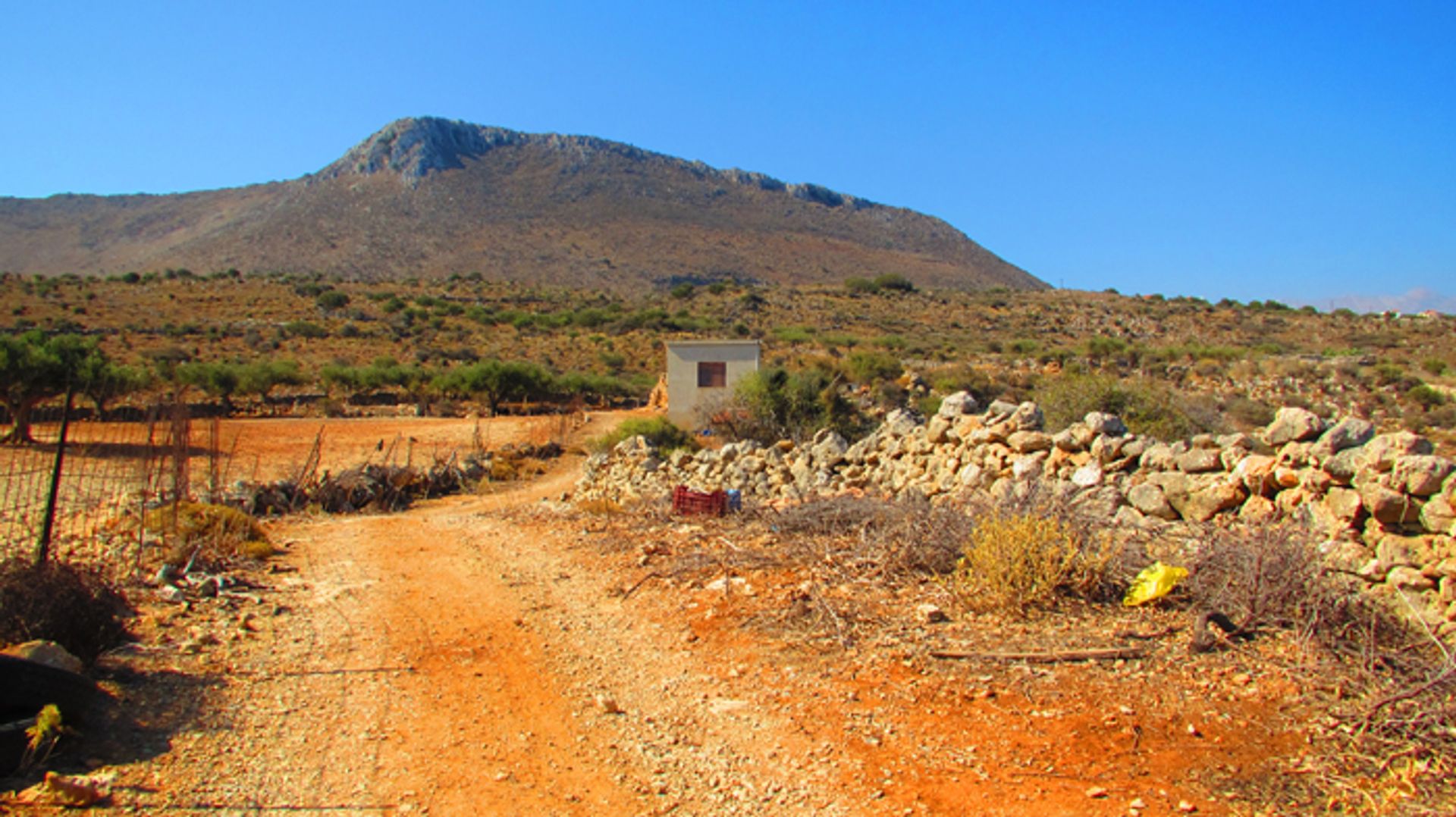 Tanah dalam Kokkino Chorio,  10697818