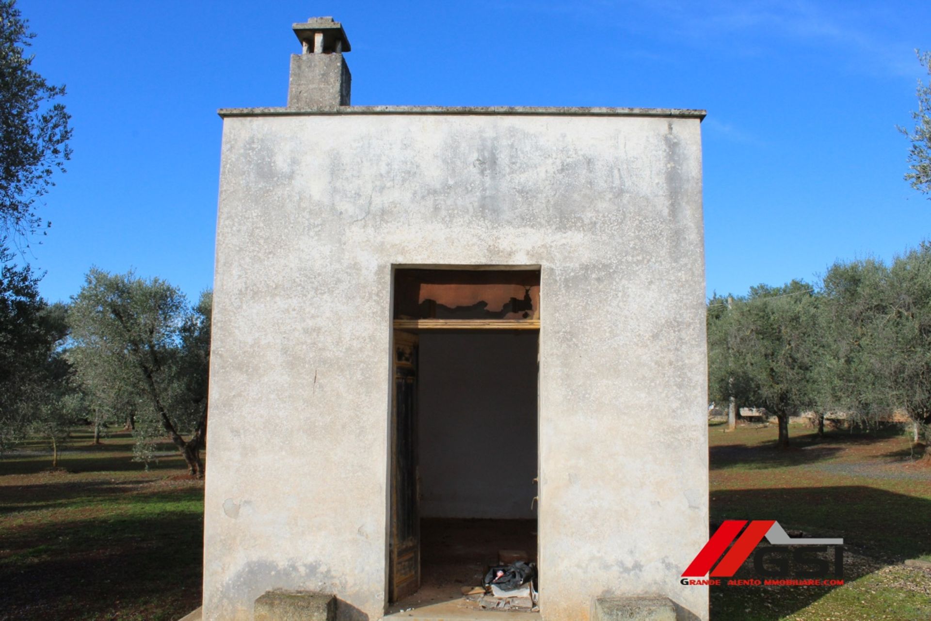 House in Ceglie Messapica, Apulia 10698141