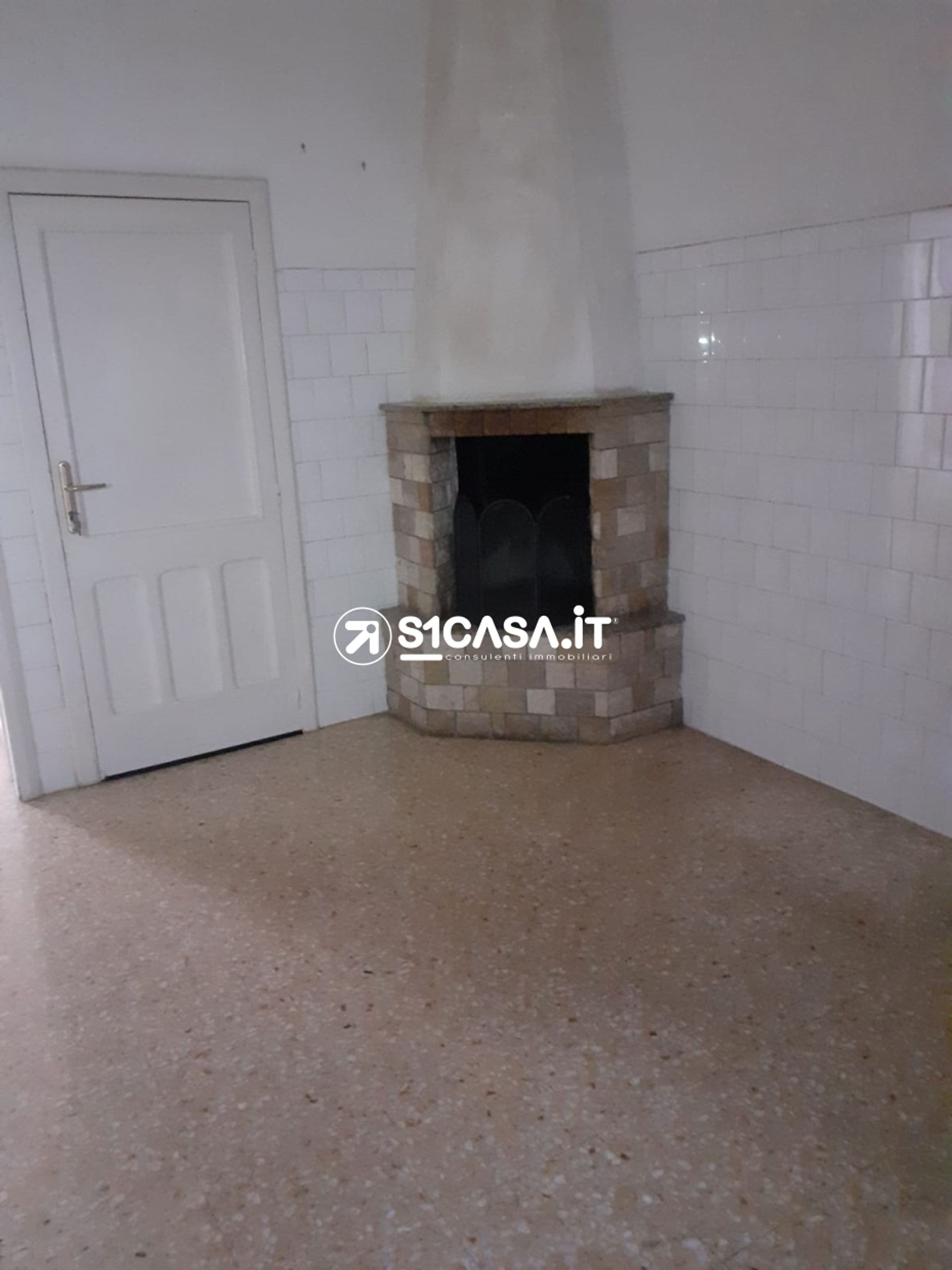 Condominio en galatona, Apulia 10698142