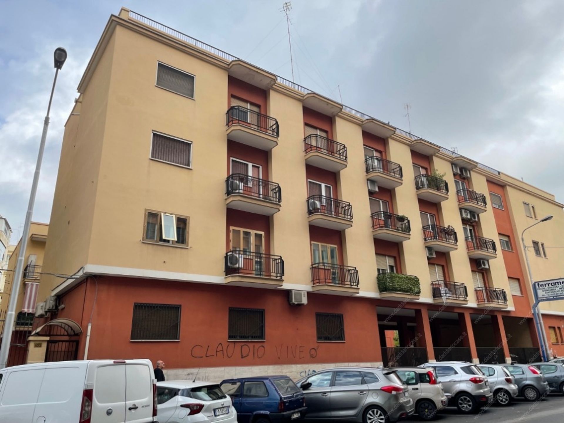 Condominium in , Apulia 10698184