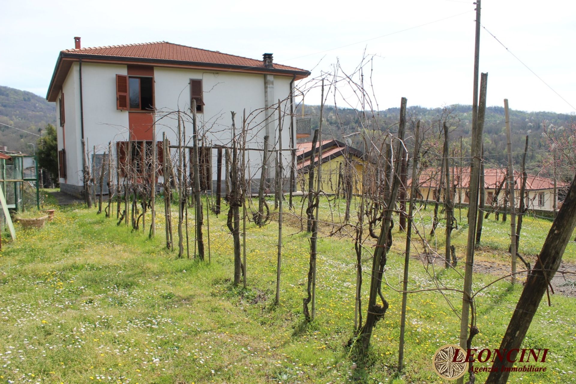 rumah dalam Bagnone, Tuscany 10698200