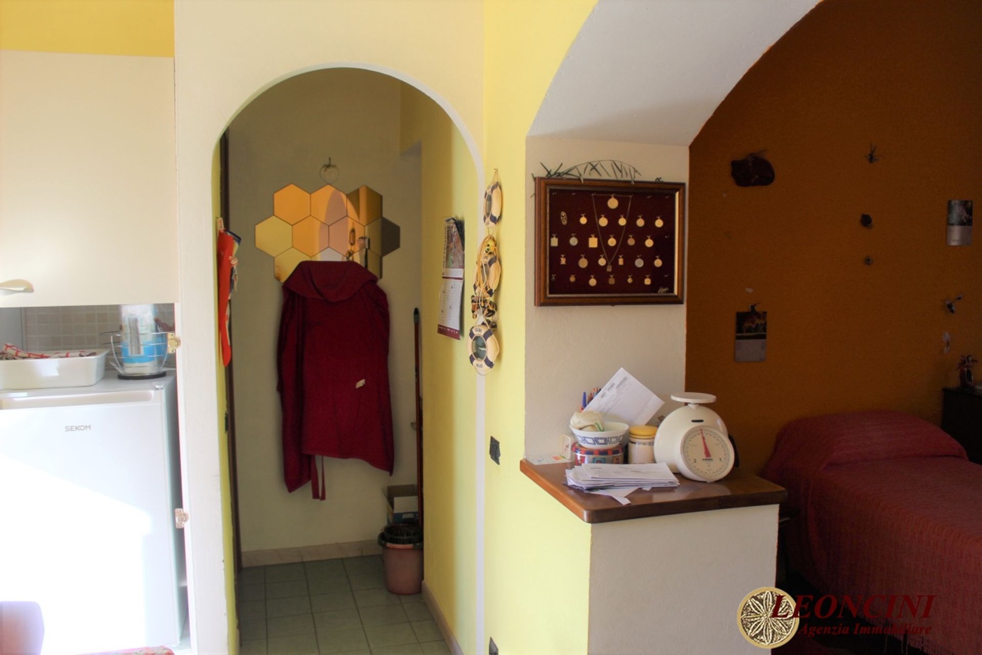 Condominium in Bagnone, Tuscany 10698204