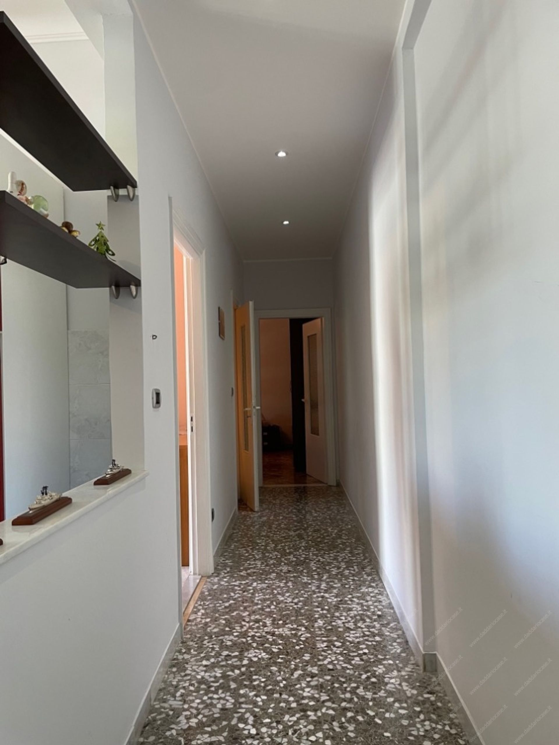 Condominium in Ruberto, Puglia 10698253