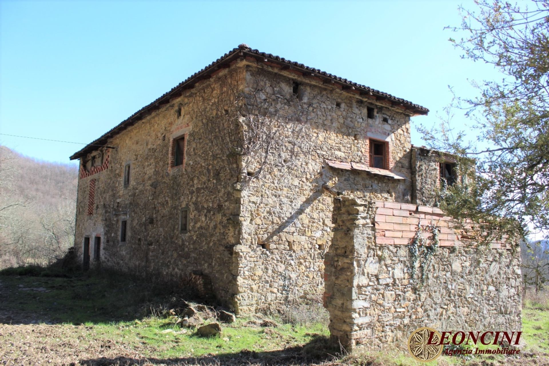 Будинок в Pontremoli, Tuscany 10698277