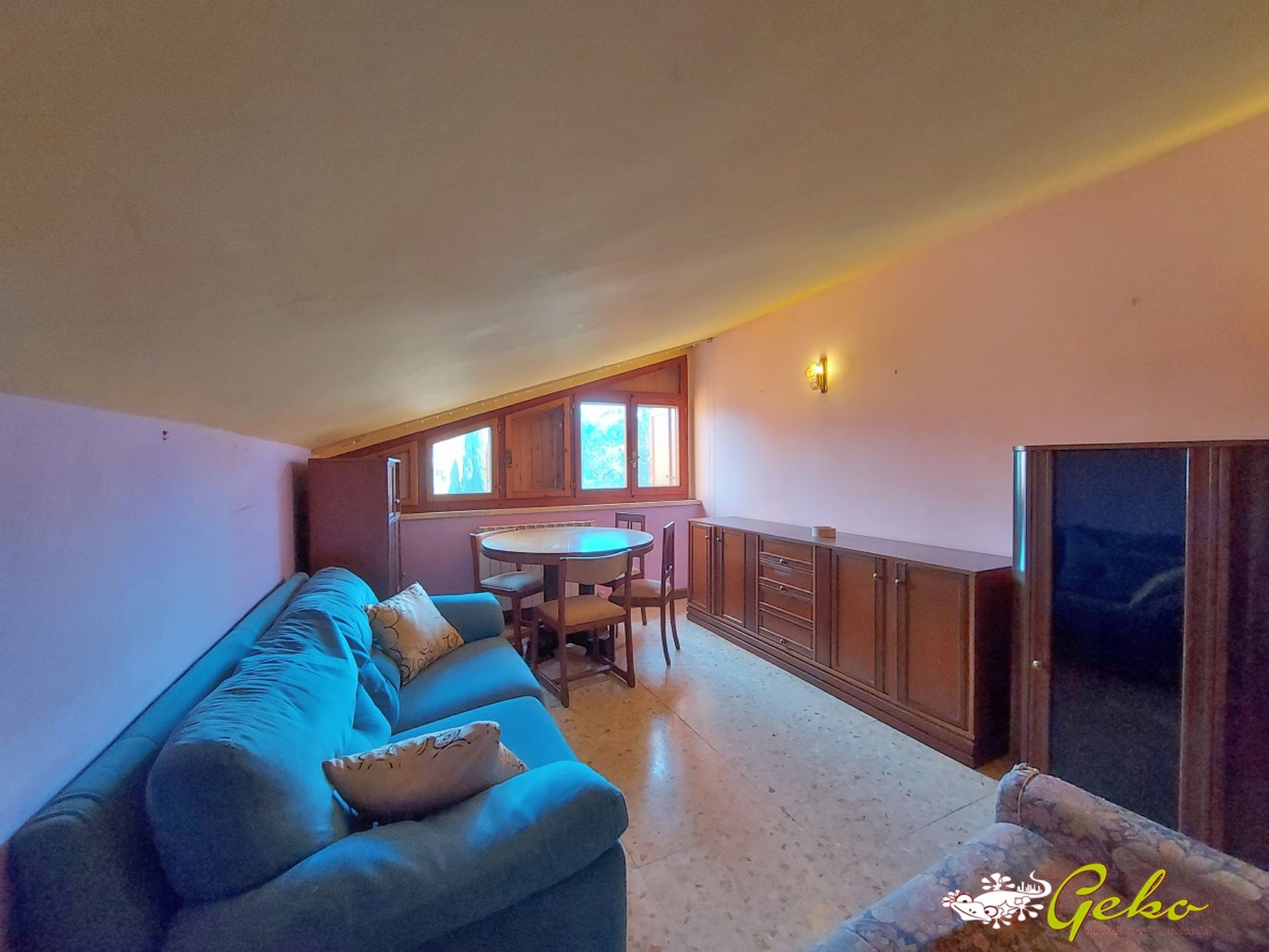 Condominium in San Gimignano, Toscane 10698364