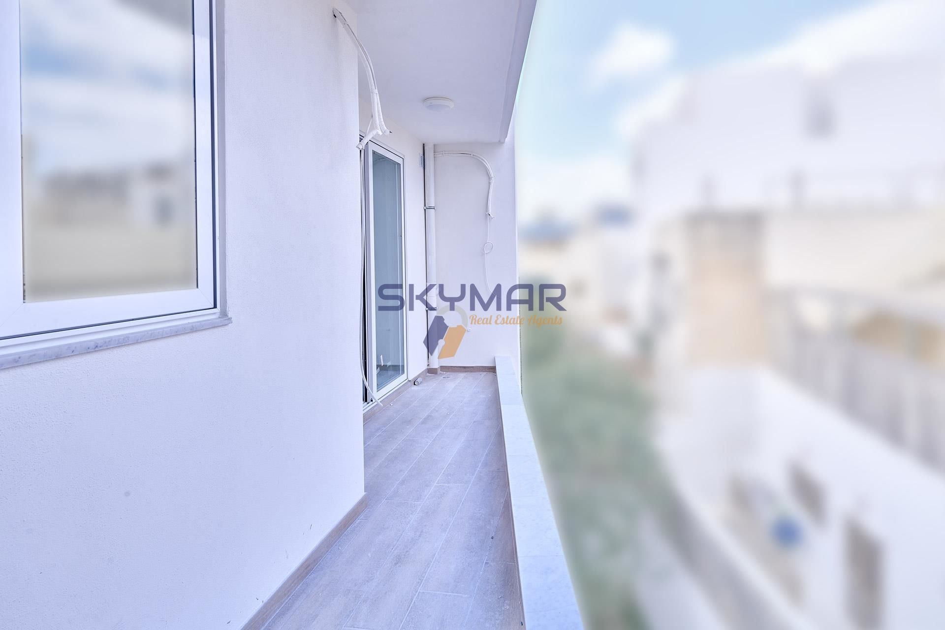 Condominio en Naxxar,  10698417