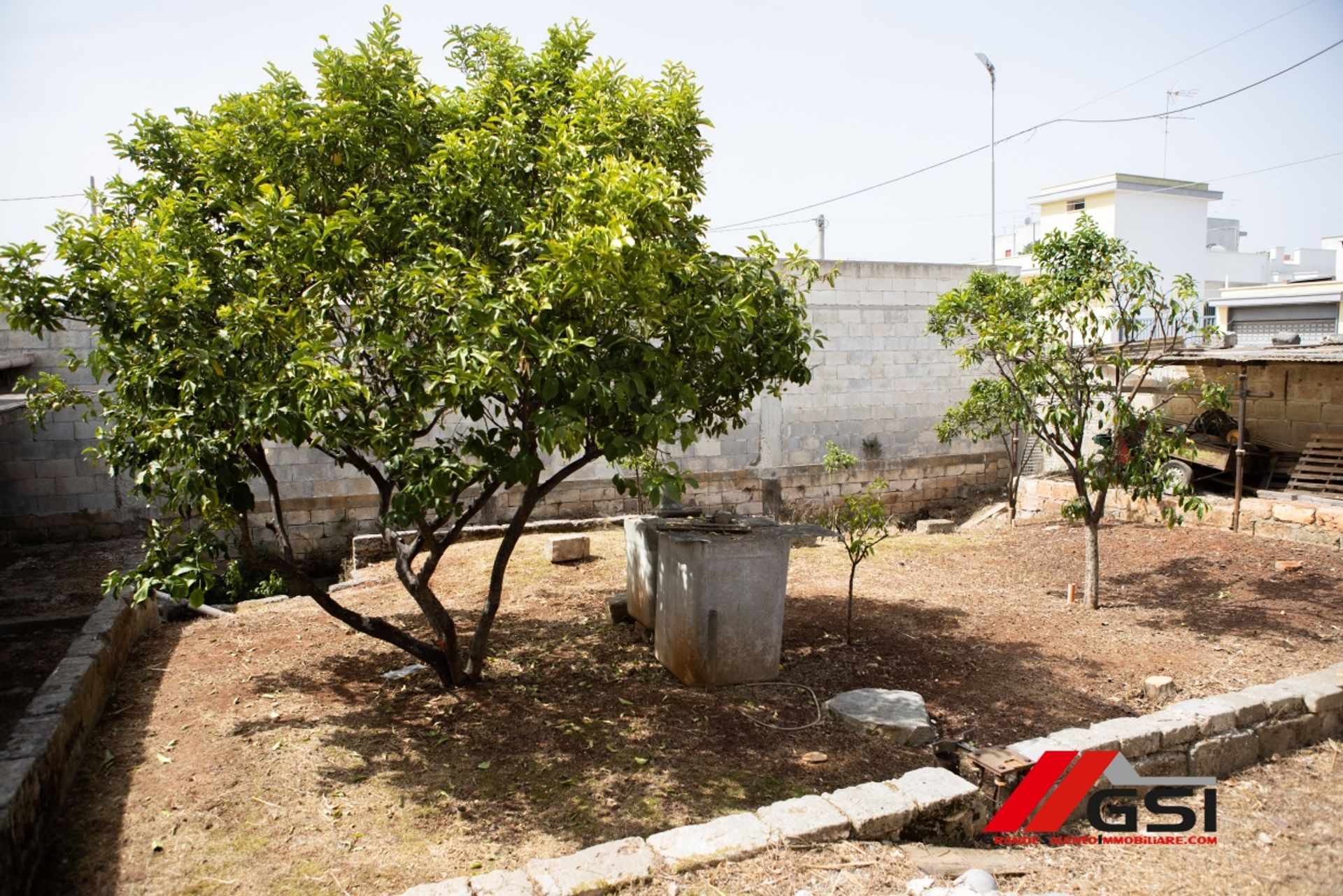 Jord i San Michele Salentino, Apulia 10699790