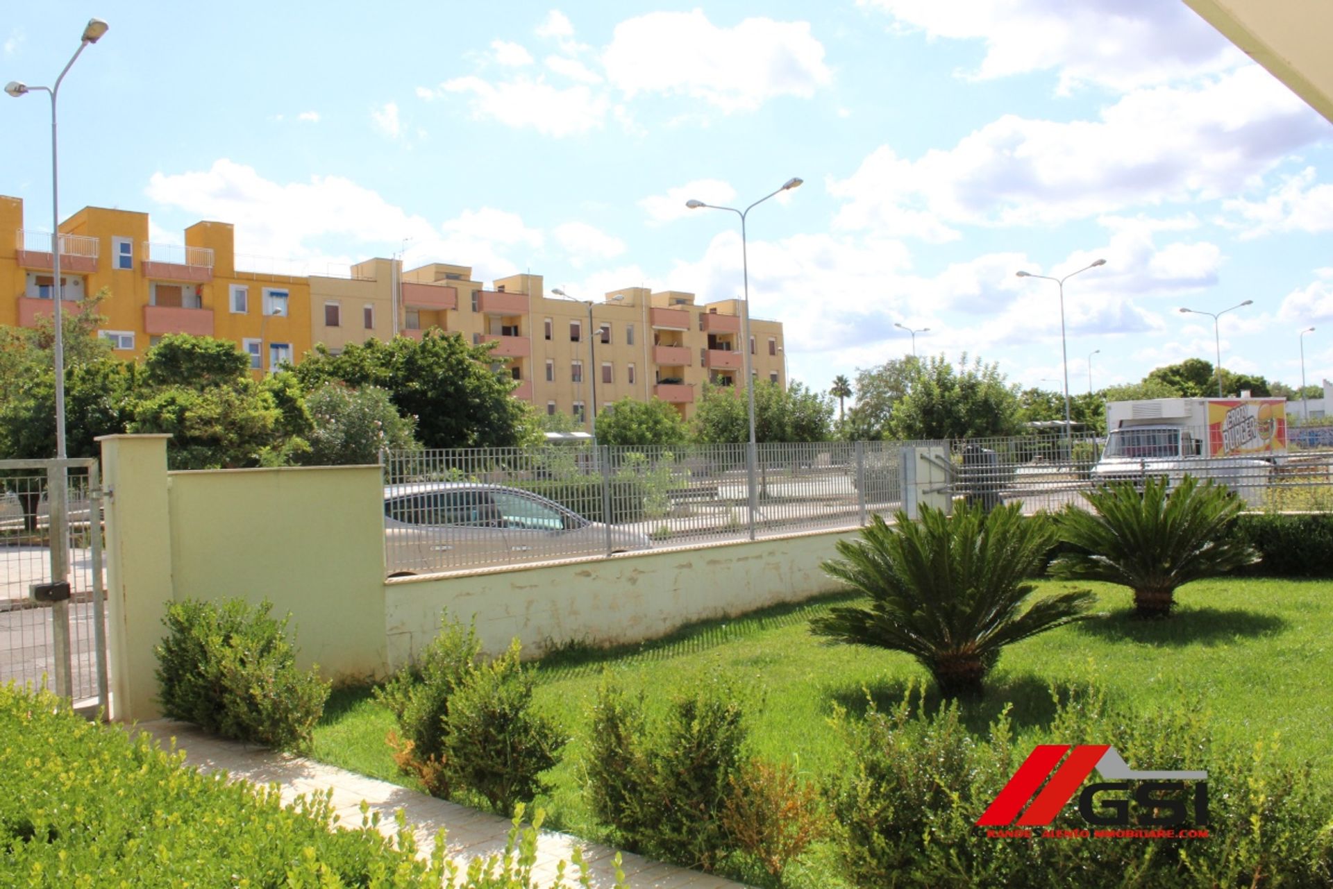 Condominio en San Miguel Salentino, Apulia 10699792