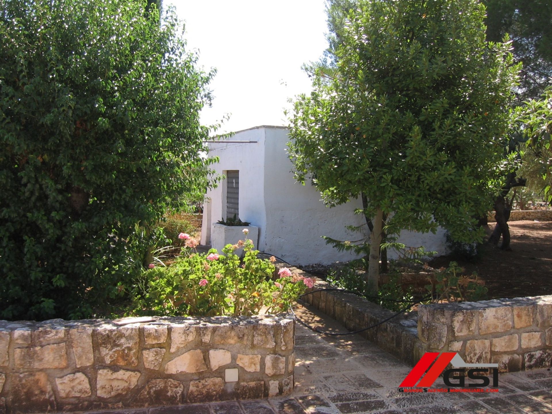 Huis in San Michele Salentino, Puglia 10699801