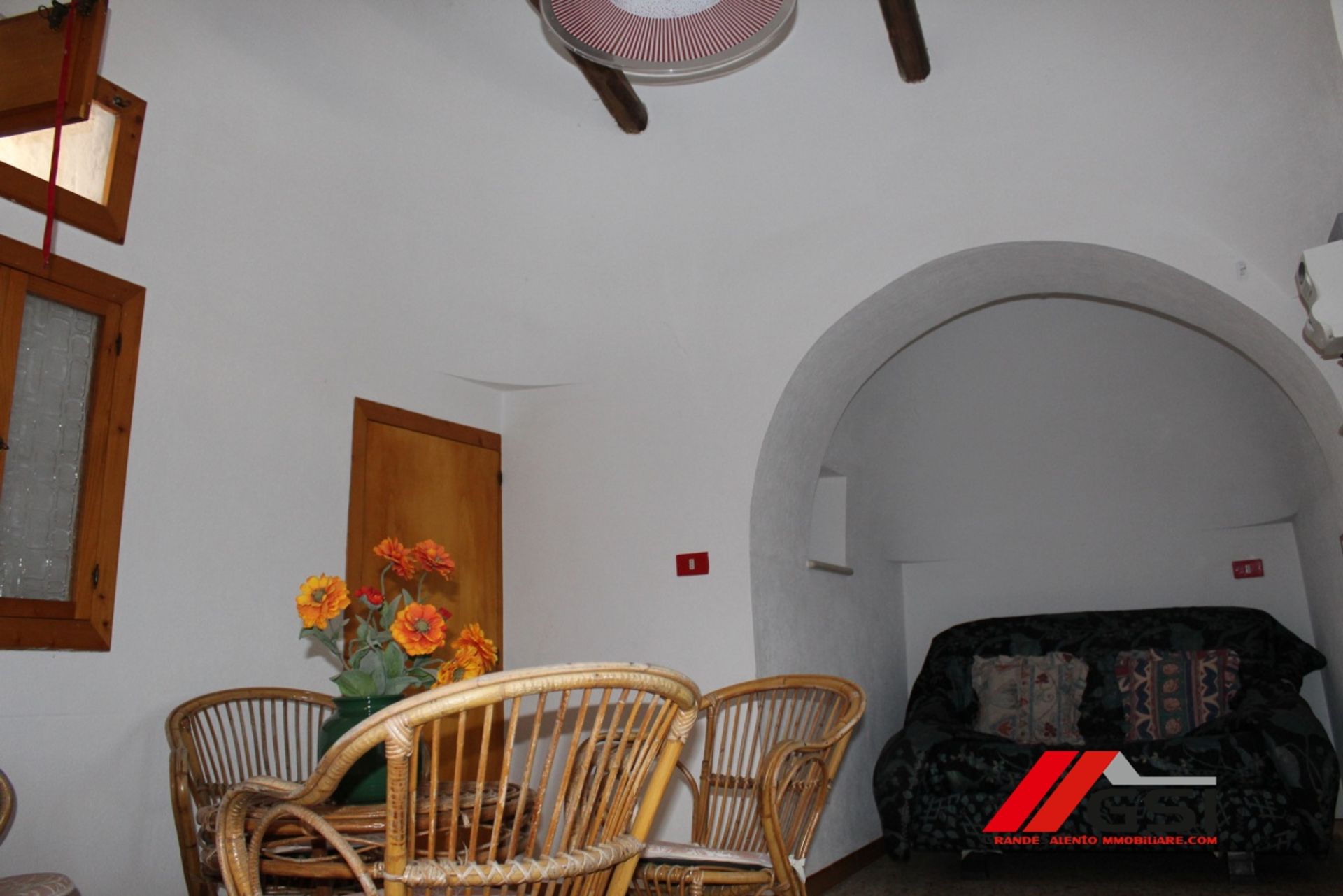 House in San Michele Salentino, Apulia 10699801