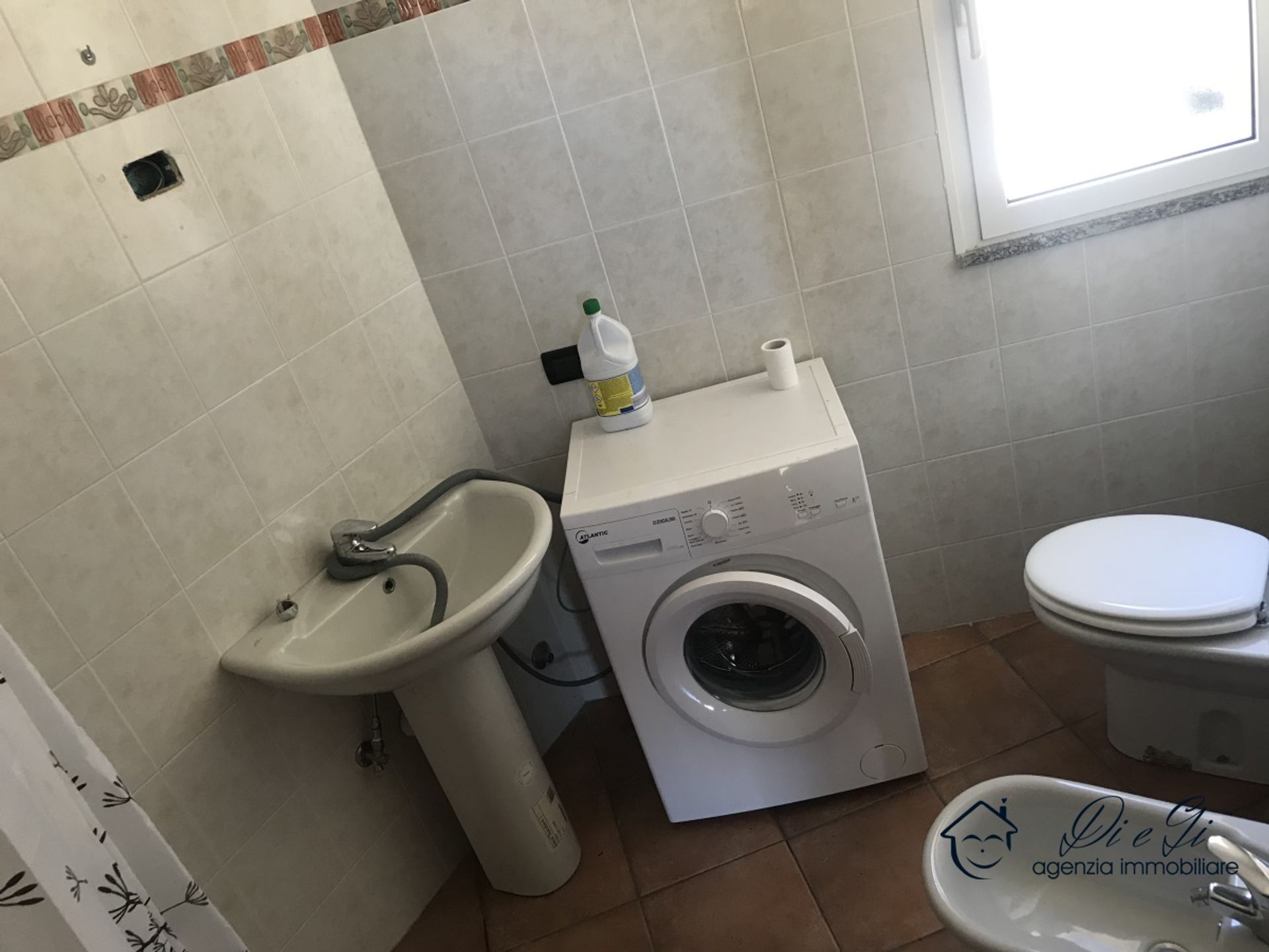 Condominio nel Albenga, Liguria 10699850