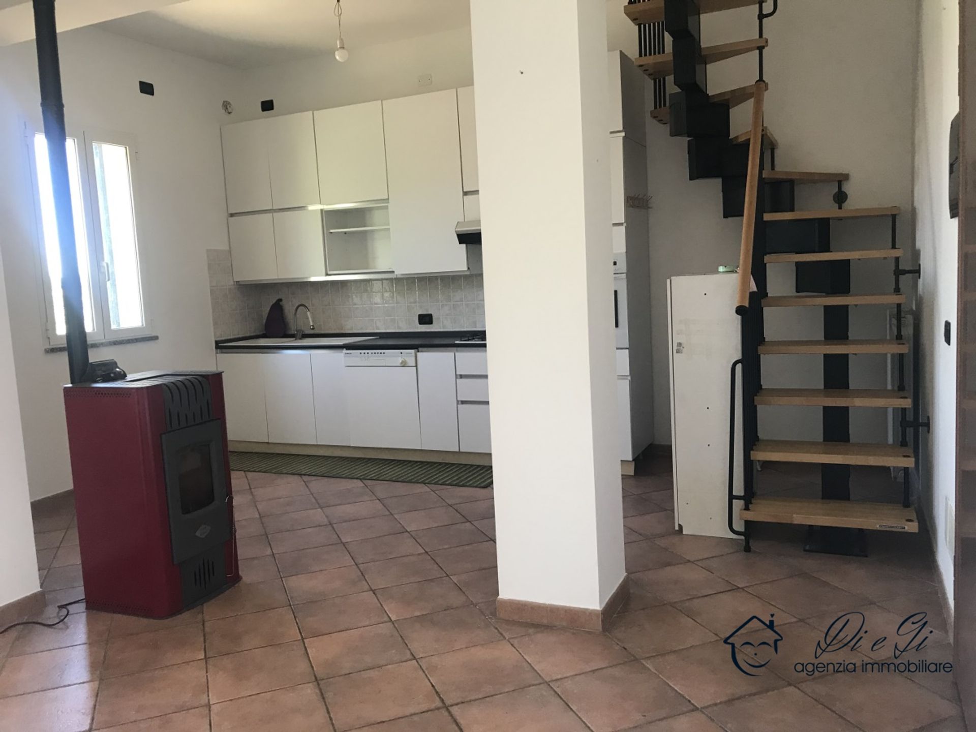 Condominio nel Albenga, Liguria 10699850