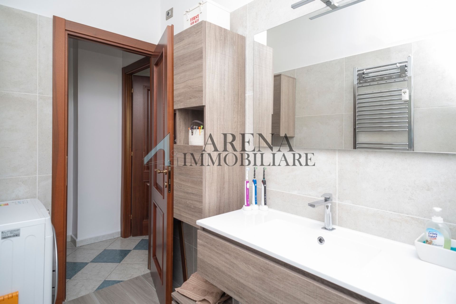 Condominium in Milan, Lombardy 10699881