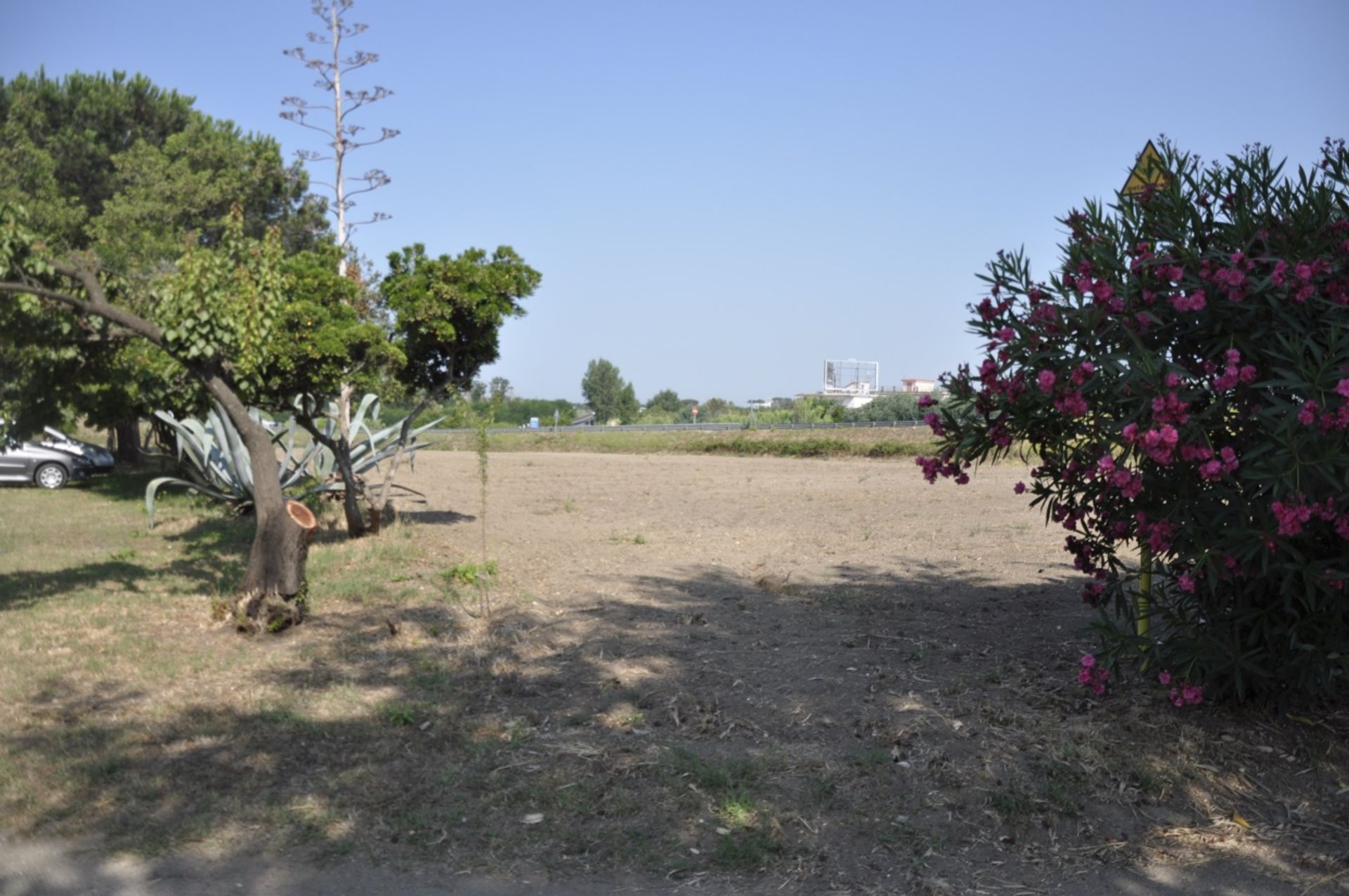 Terre dans Giugliano en Campanie, Campanie 10699893