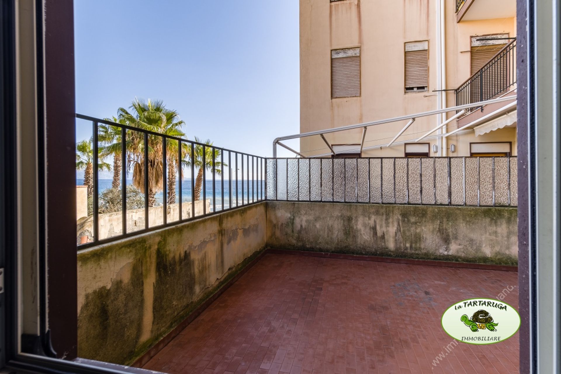 Condominio en Santa Teresa de Riva, Sicilia 10699947