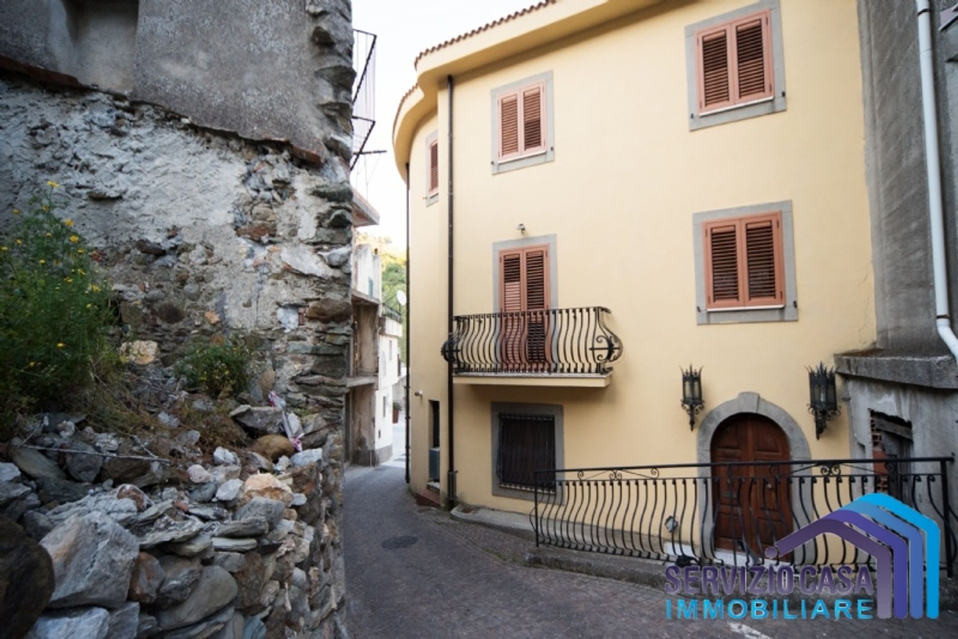 House in Santa Caterina Villarmosa, Sicilia 10699978