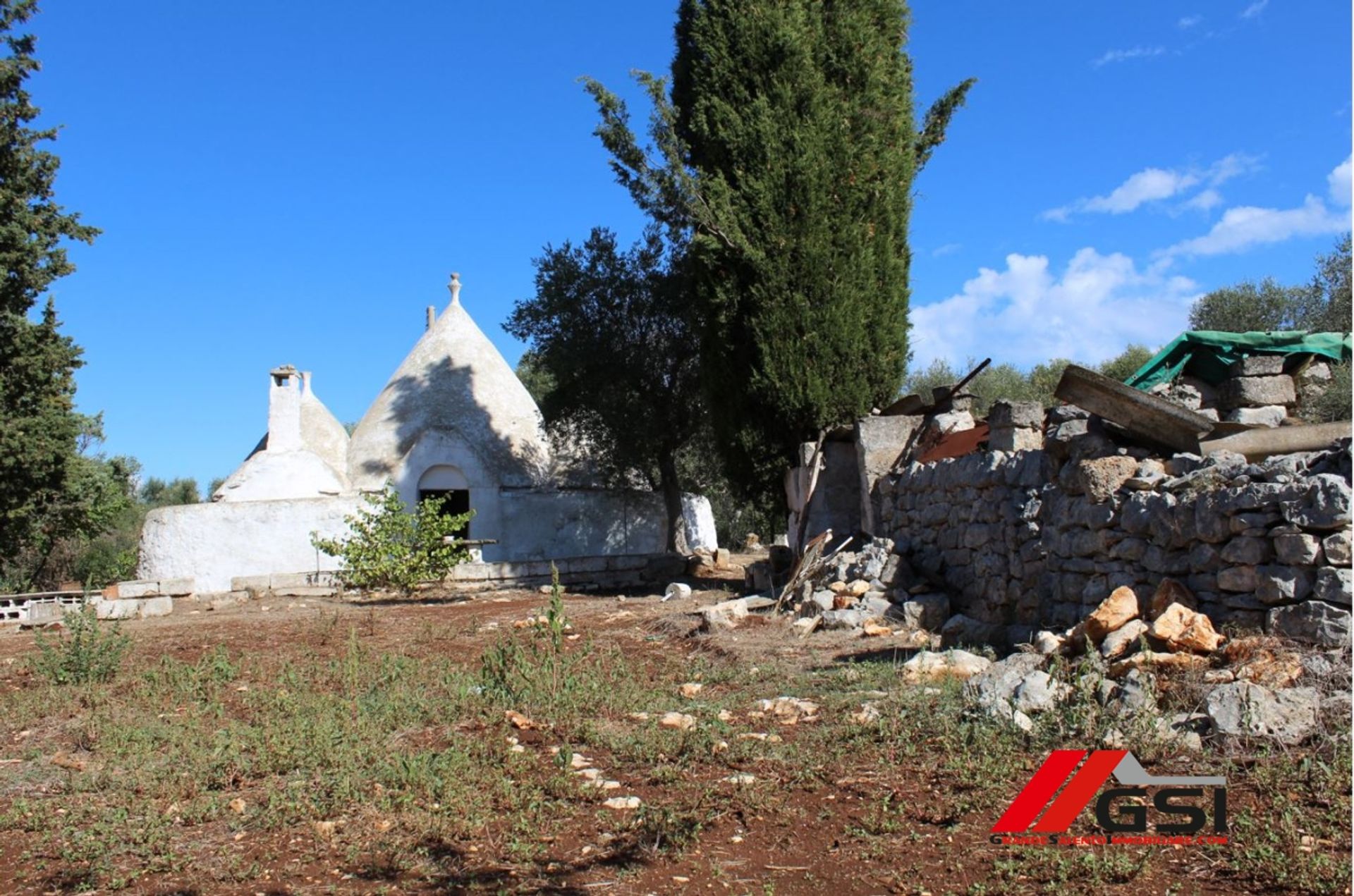 House in San Michele Salentino, Apulia 10700014