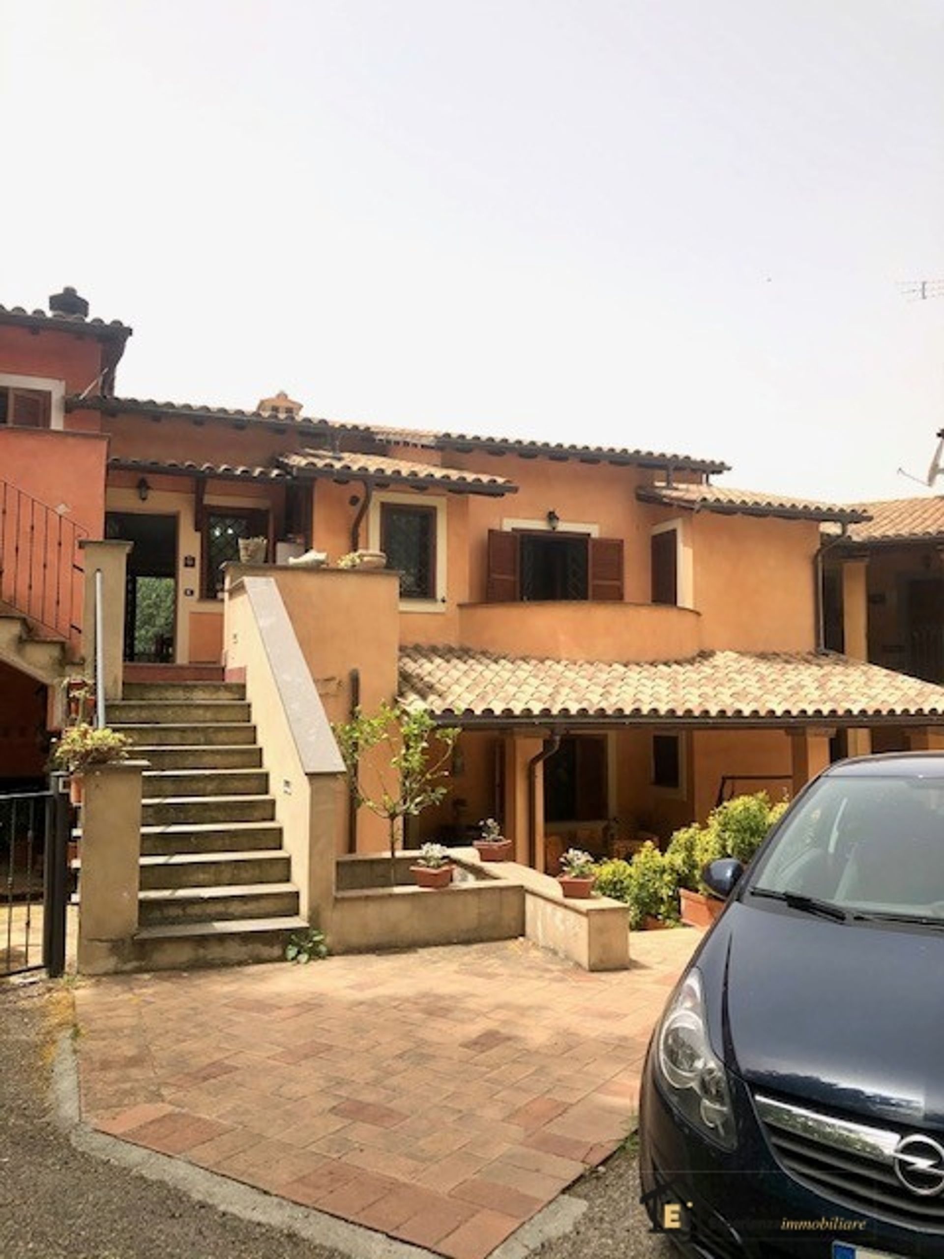 Condominio nel Poggio Mirteto, Lazio 10700141