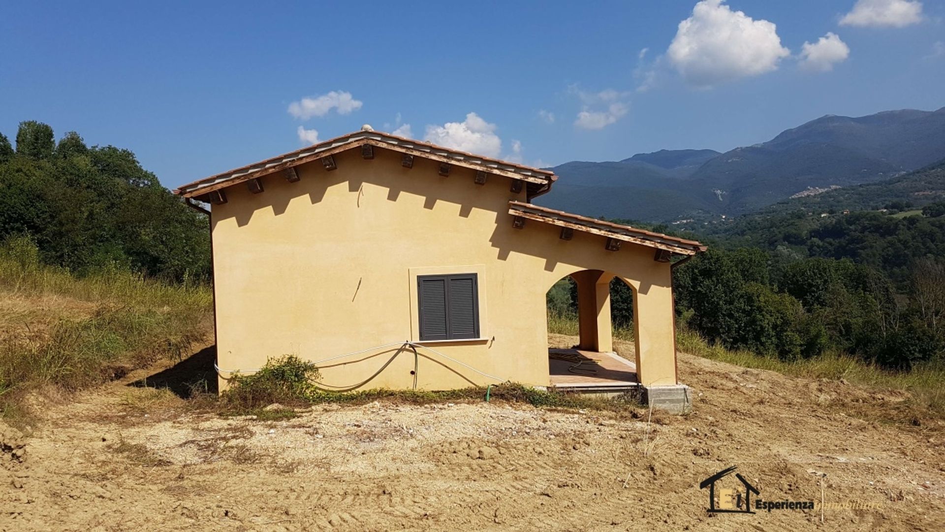 rumah dalam , Lazio 10700147