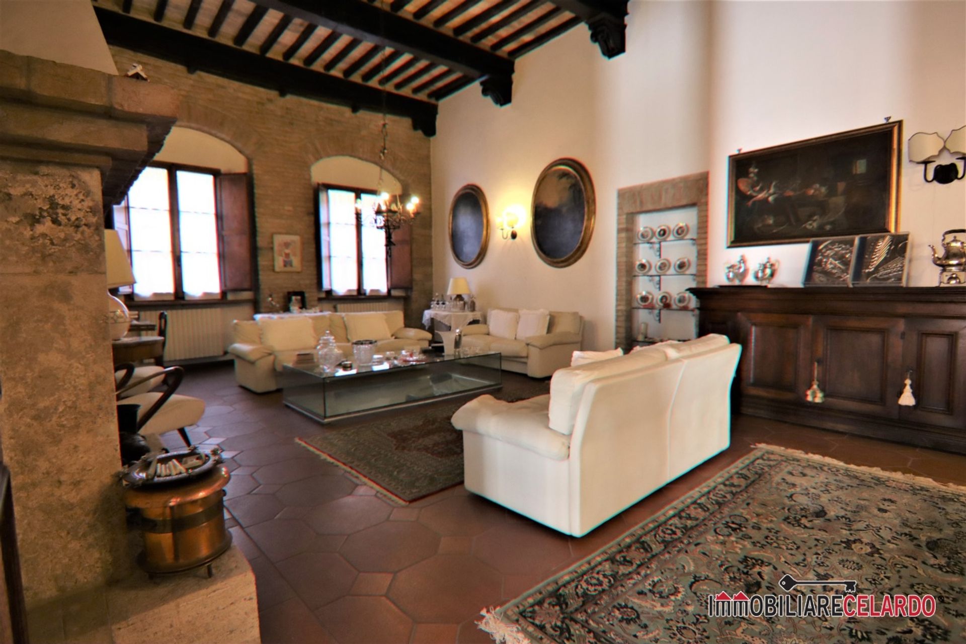 Condominium in San Gimignano, Tuscany 10700275