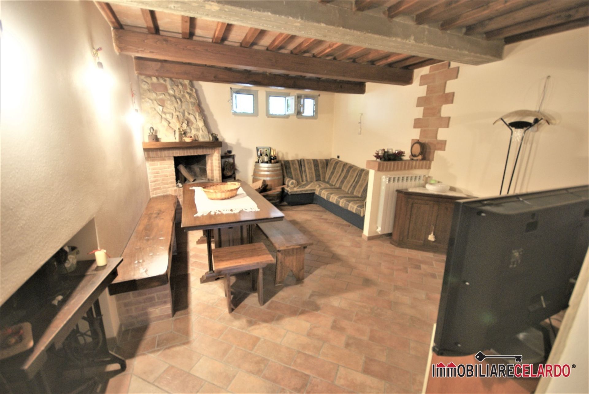 Condominio en Poggibonsi, Toscana 10700598