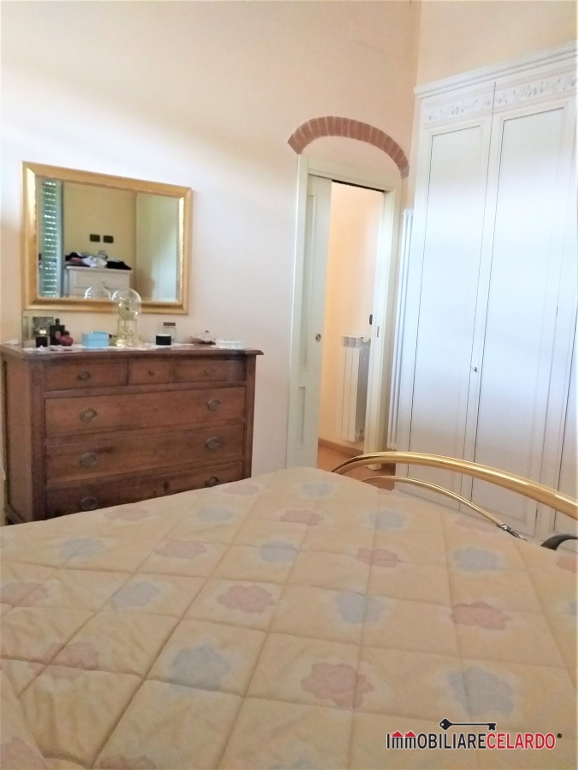 Condominio en Poggibonsi, Toscana 10700598