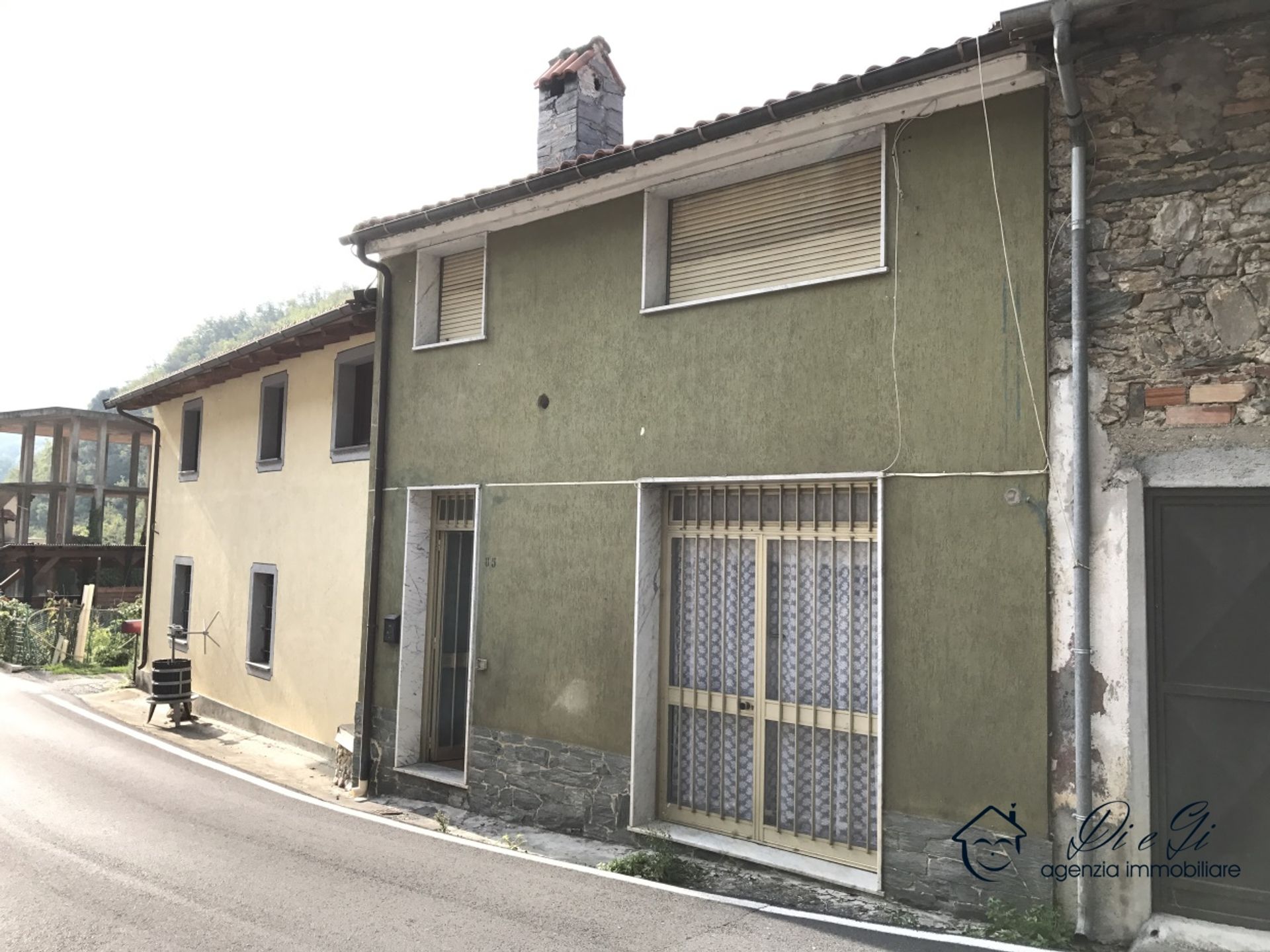 Huis in Nasino, Liguria 10700635