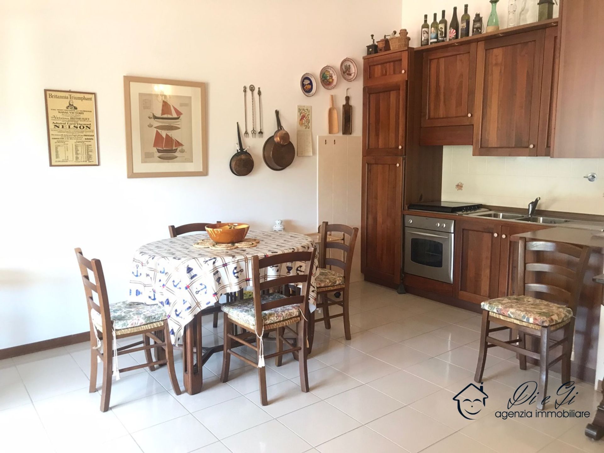 Condominio en , Liguria 10700637