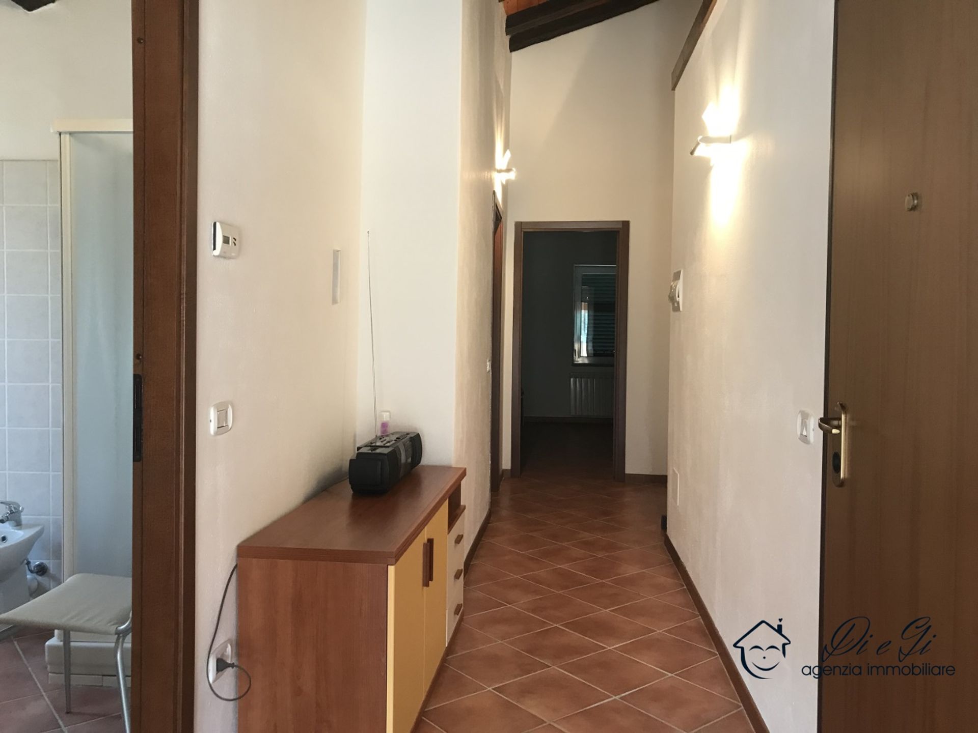 Condominio en , Liguria 10700639