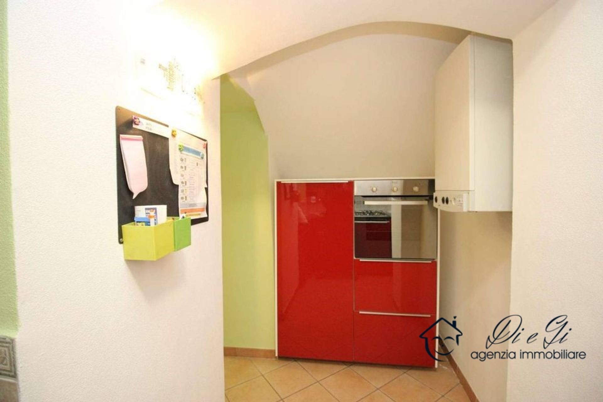 Condominium in Quiliano, Ligurië 10700645