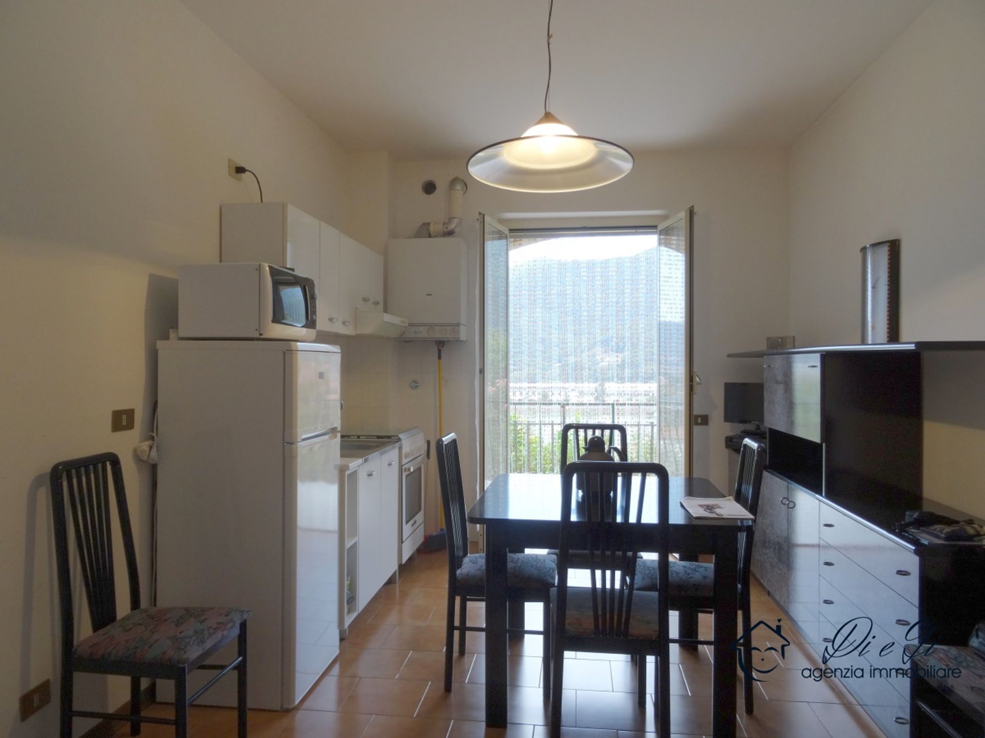 Condominium dans Quiliano, Ligurie 10700657