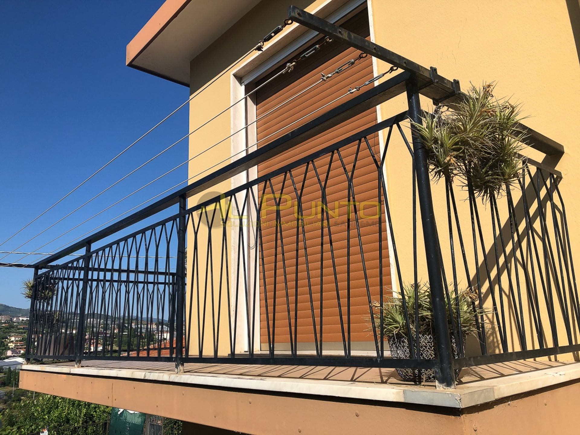 Condominio en , Liguria 10700726