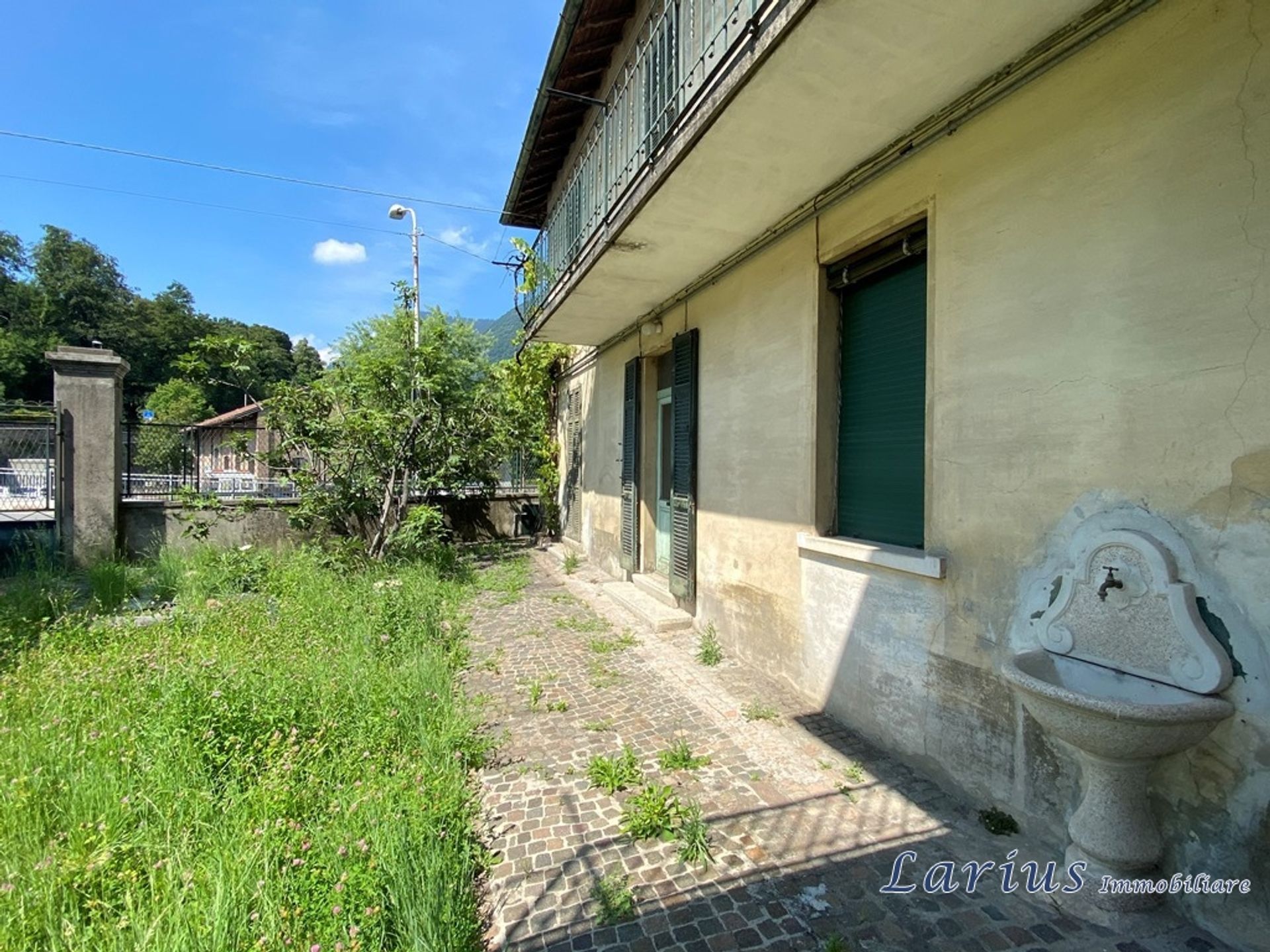 rumah dalam , Lombardy 10700870