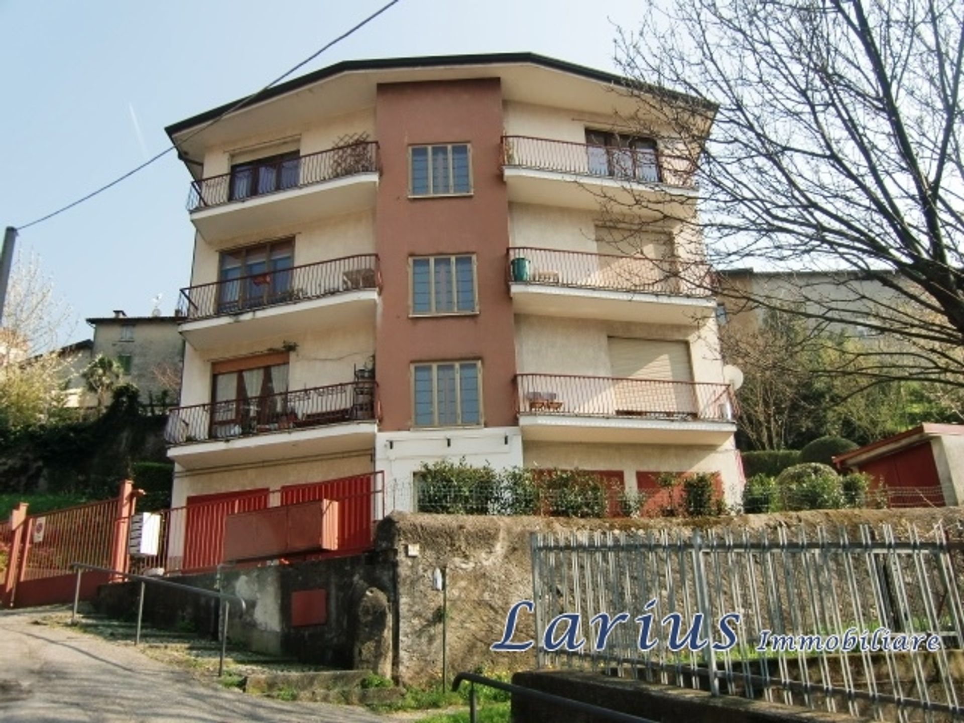 Condominium in , Lombardy 10700894