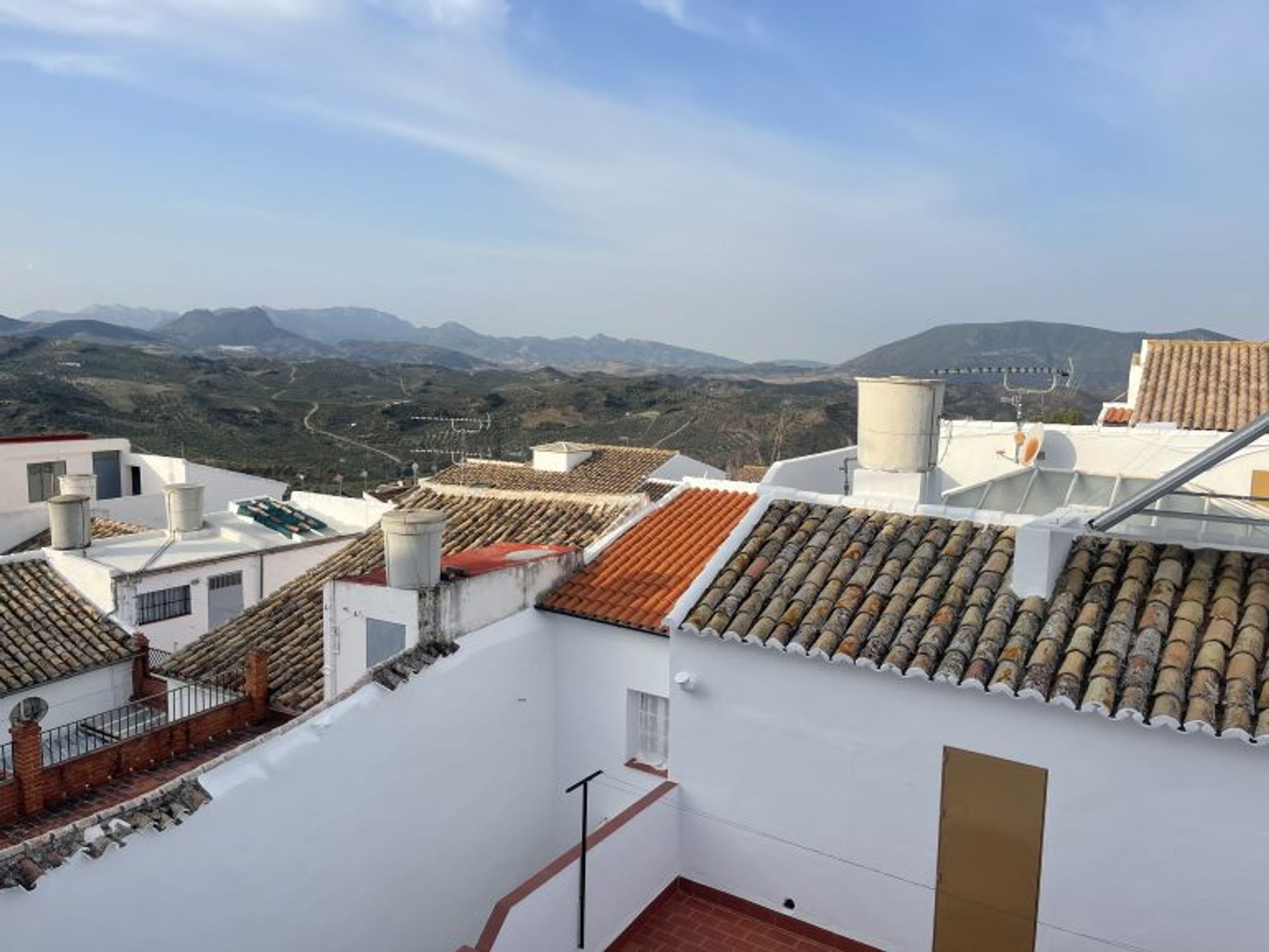 Hus i Olvera, Andalusia 10700942