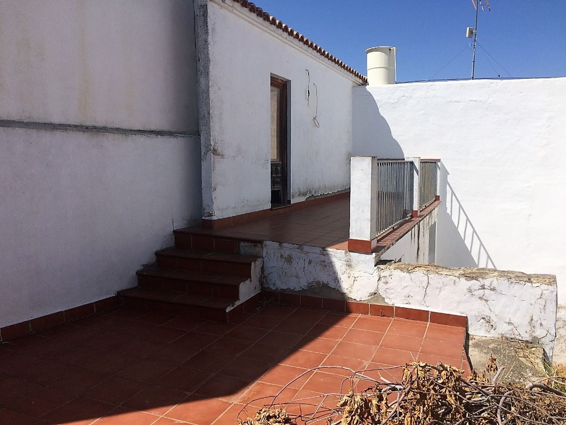 Hus i Olvera, Andalusien 10701069