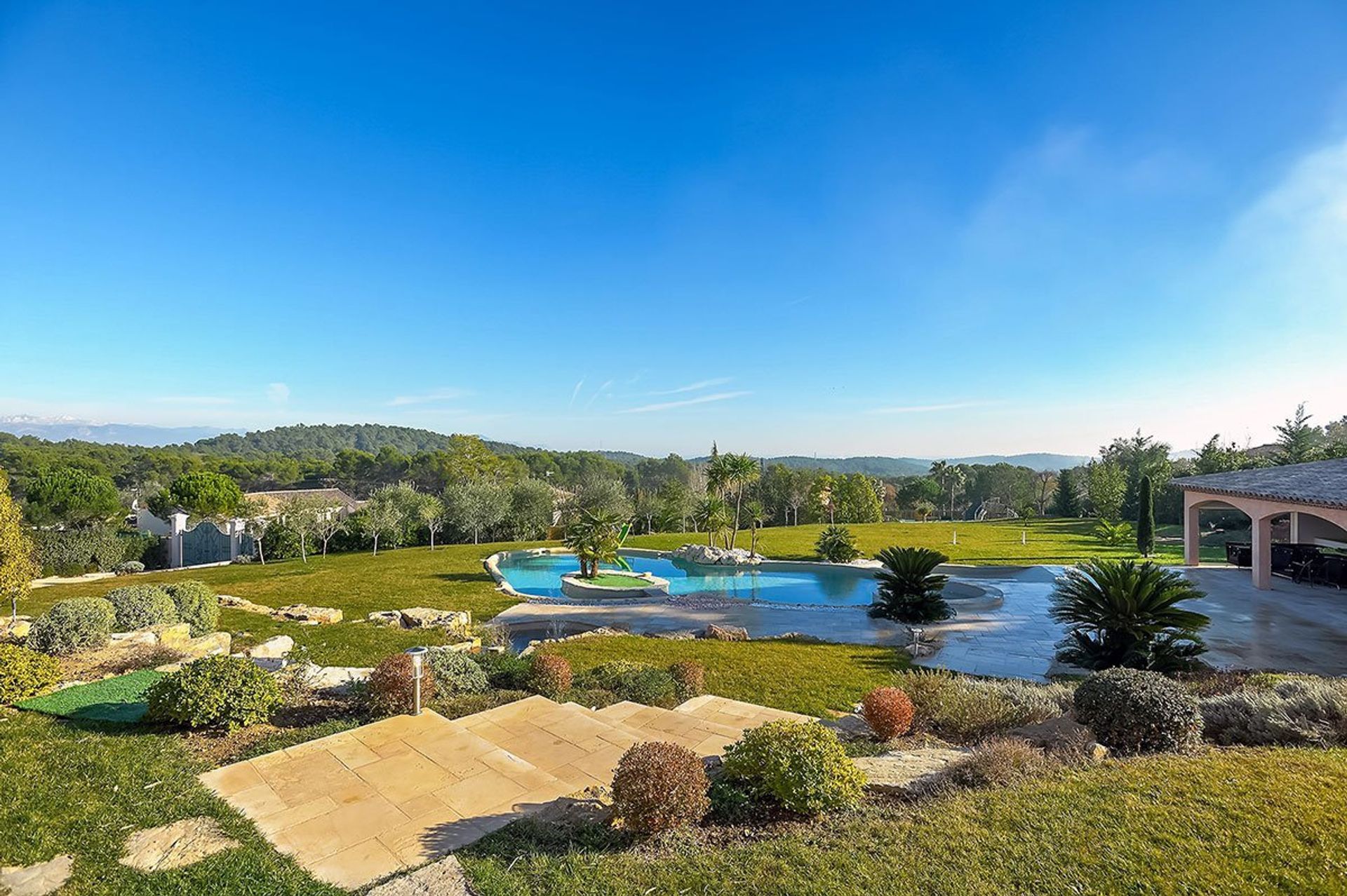 casa no Mougins, Provence-Alpes-Côte d'Azur 10701184