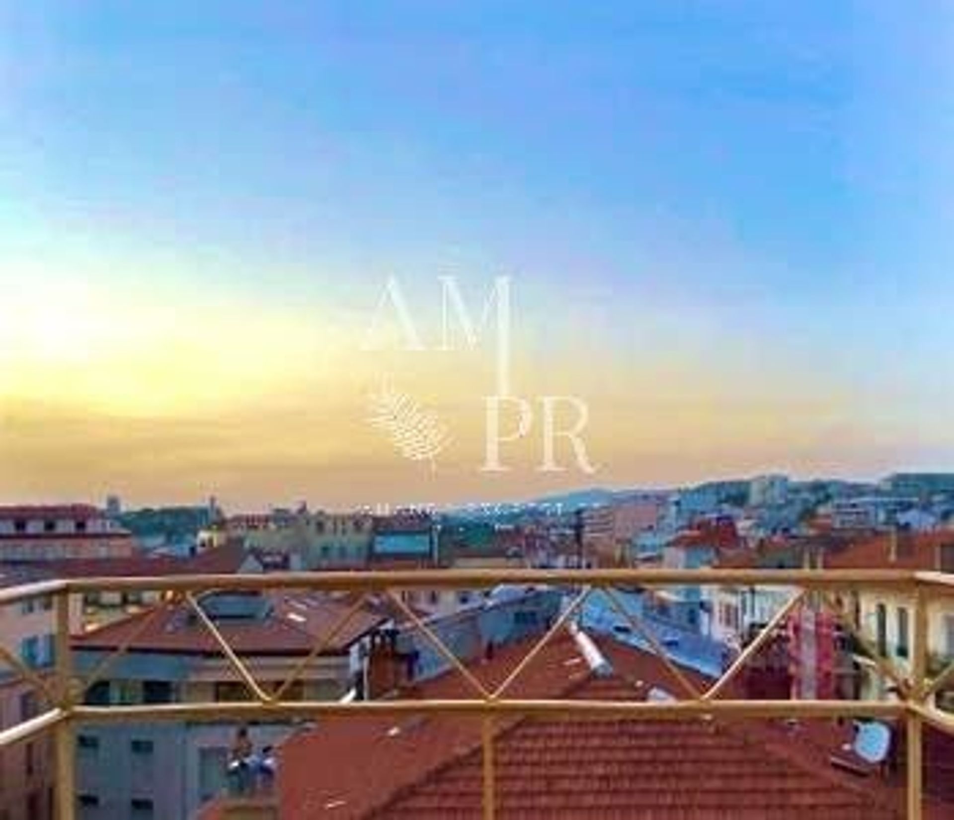 Condominium in Cannes, Provence-Alpes-Côte d'Azur 10701206