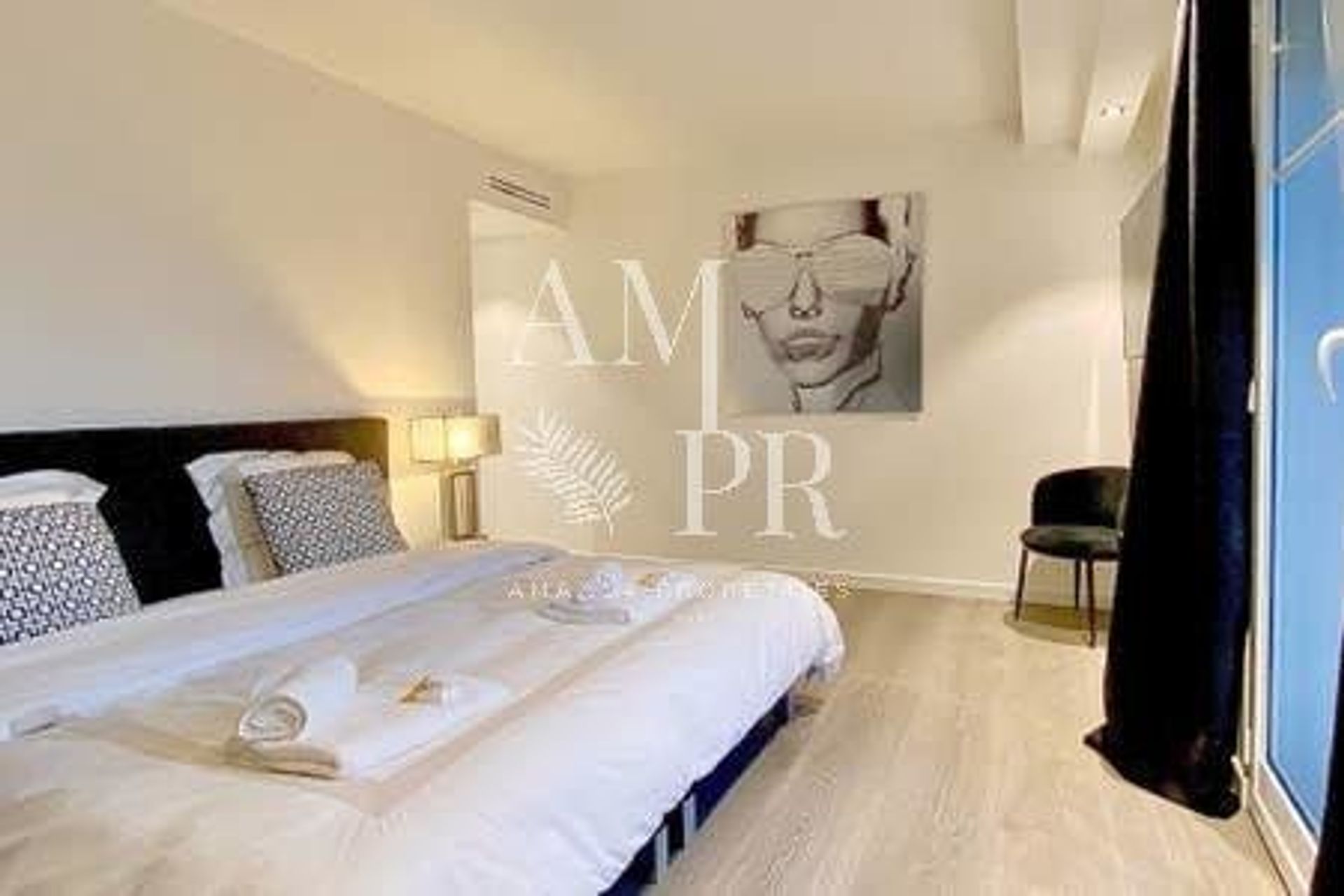 Condominium in Cannes, Provence-Alpes-Côte d'Azur 10701206