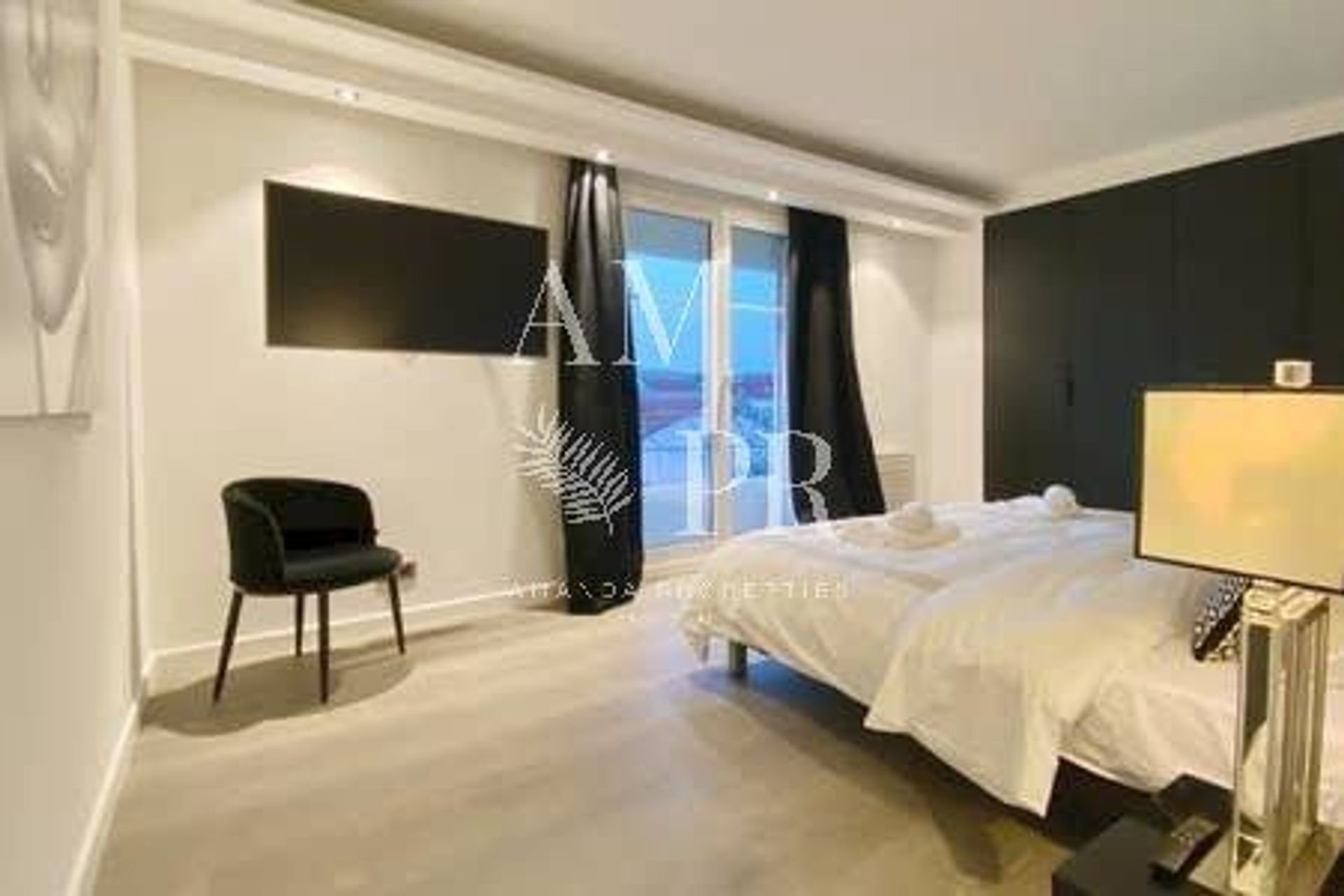 Condominium in Cannes, Provence-Alpes-Côte d'Azur 10701206