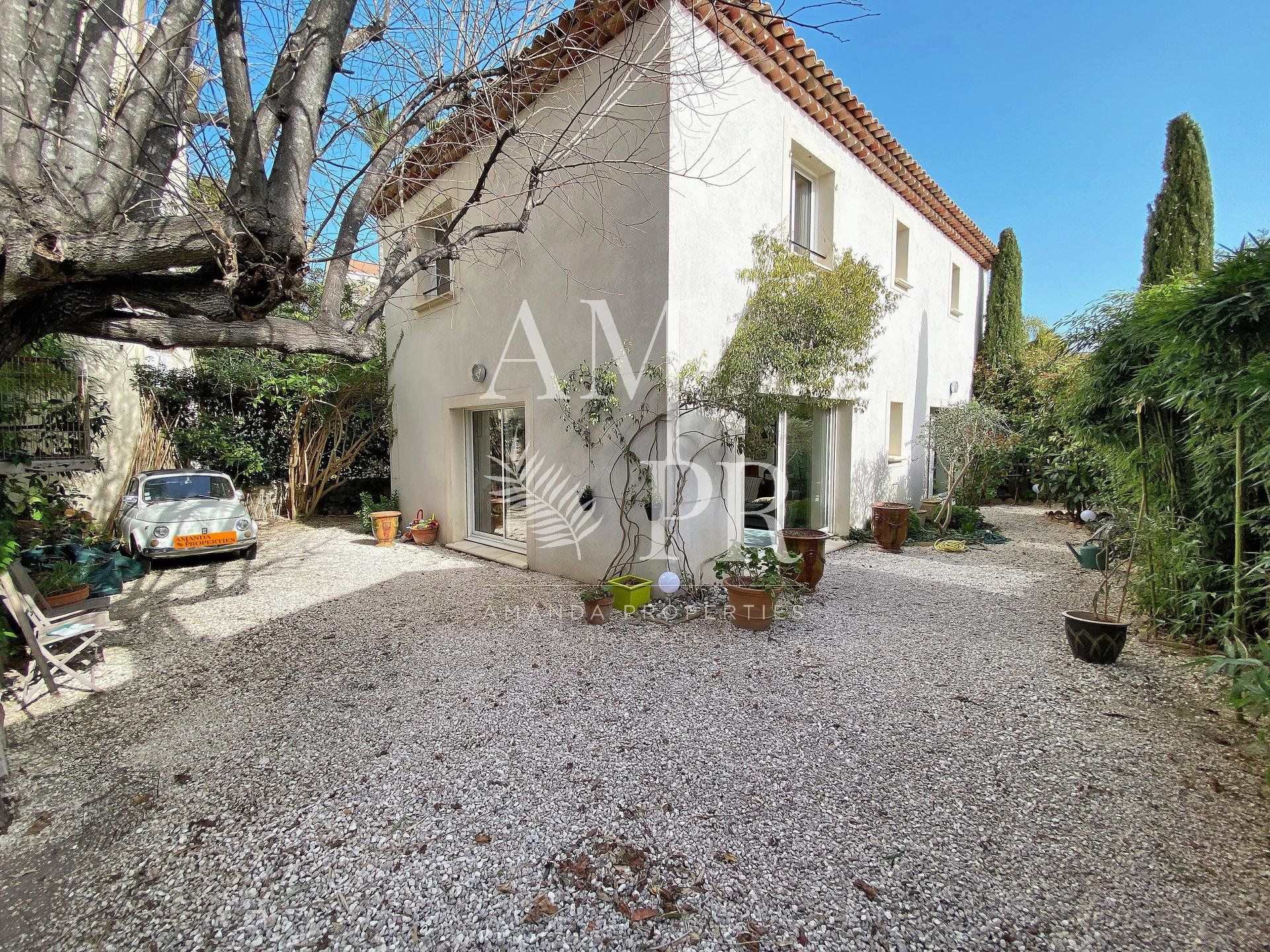 casa en cannes, Provenza-Alpes-Costa Azul 10701208