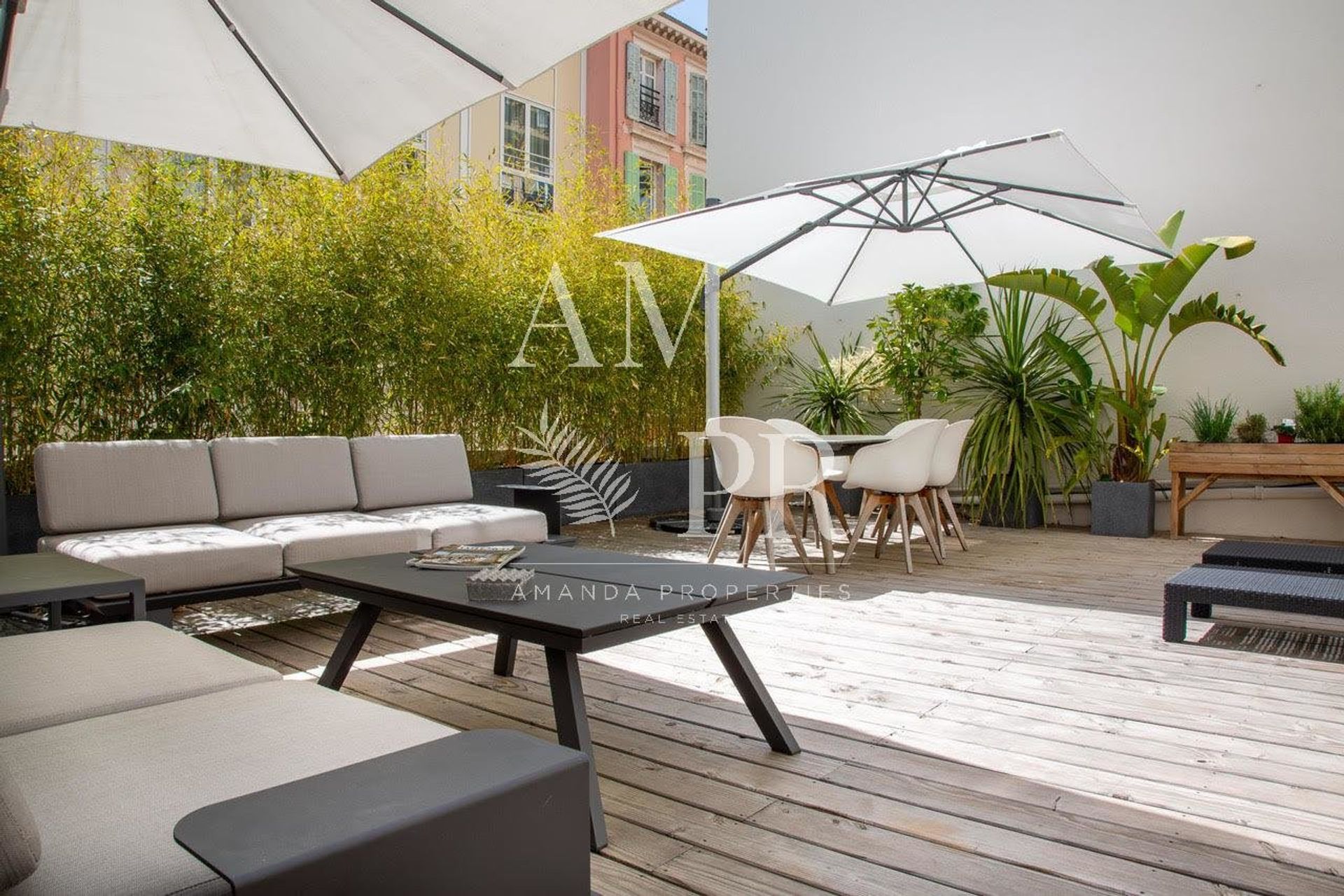 Condominium in Cannes, Provence-Alpes-Côte d'Azur 10701231