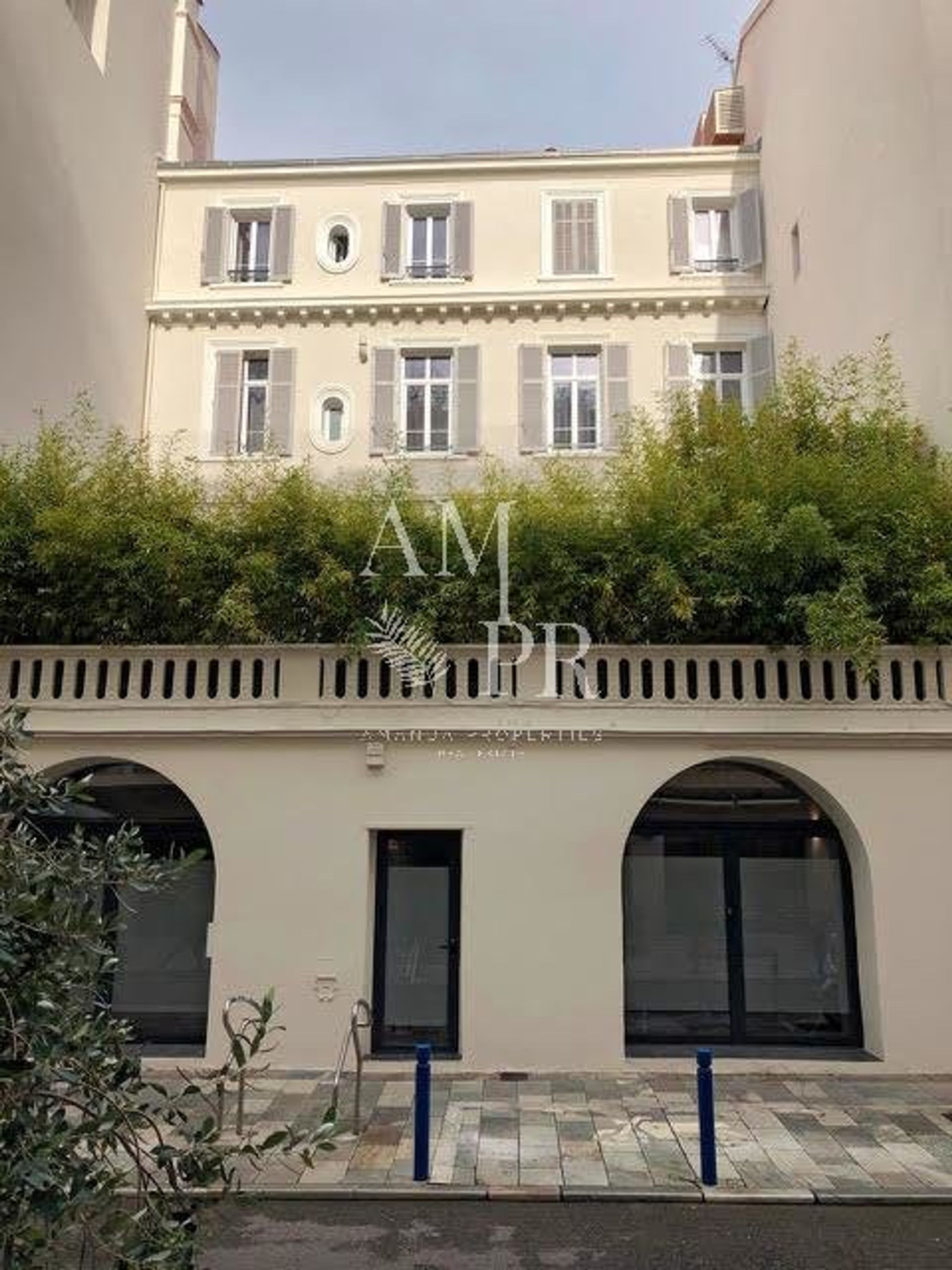 Condominium in Cannes, Provence-Alpes-Côte d'Azur 10701231