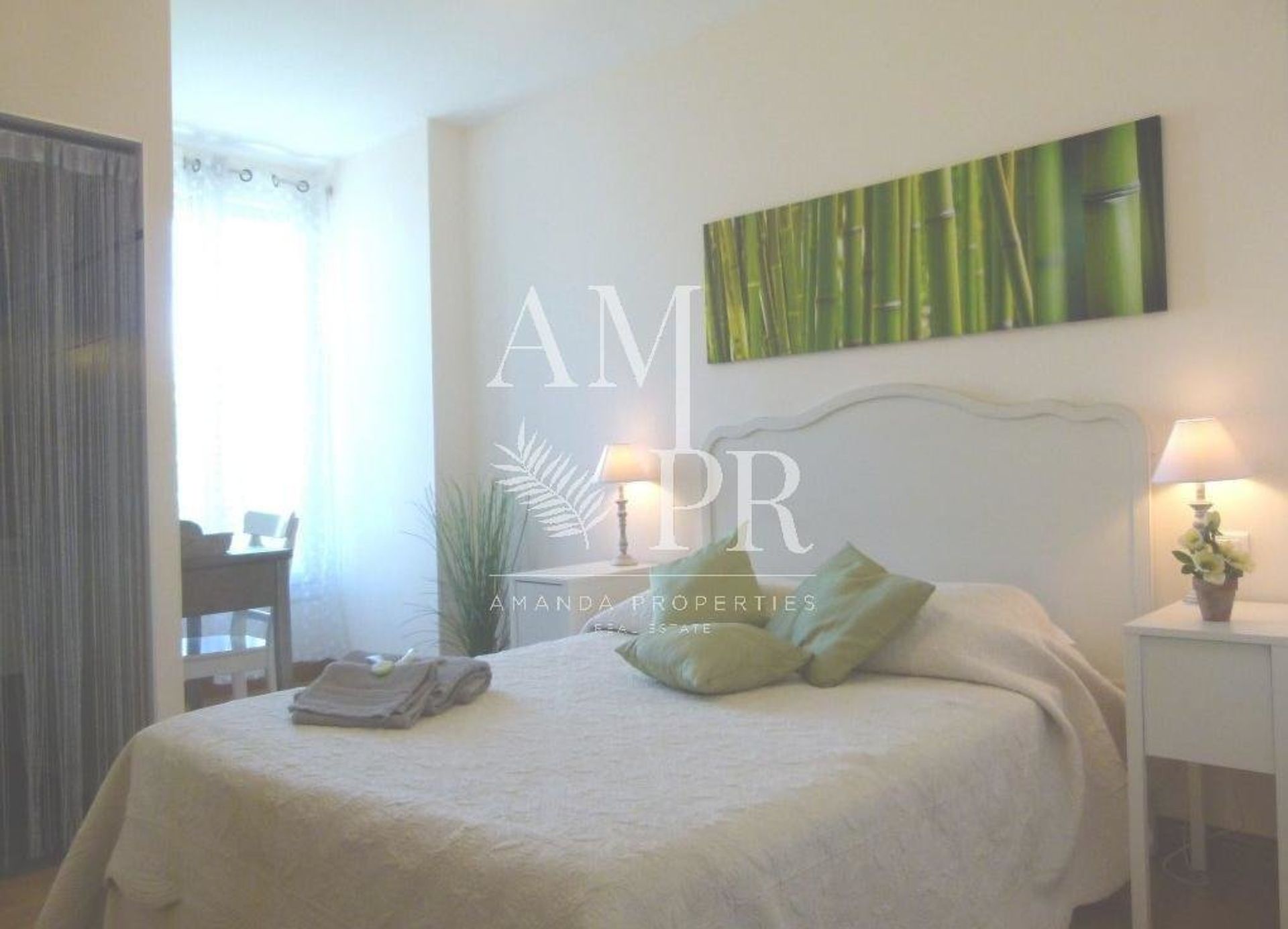 Condominium in Cannes, Provence-Alpes-Cote d'Azur 10701290